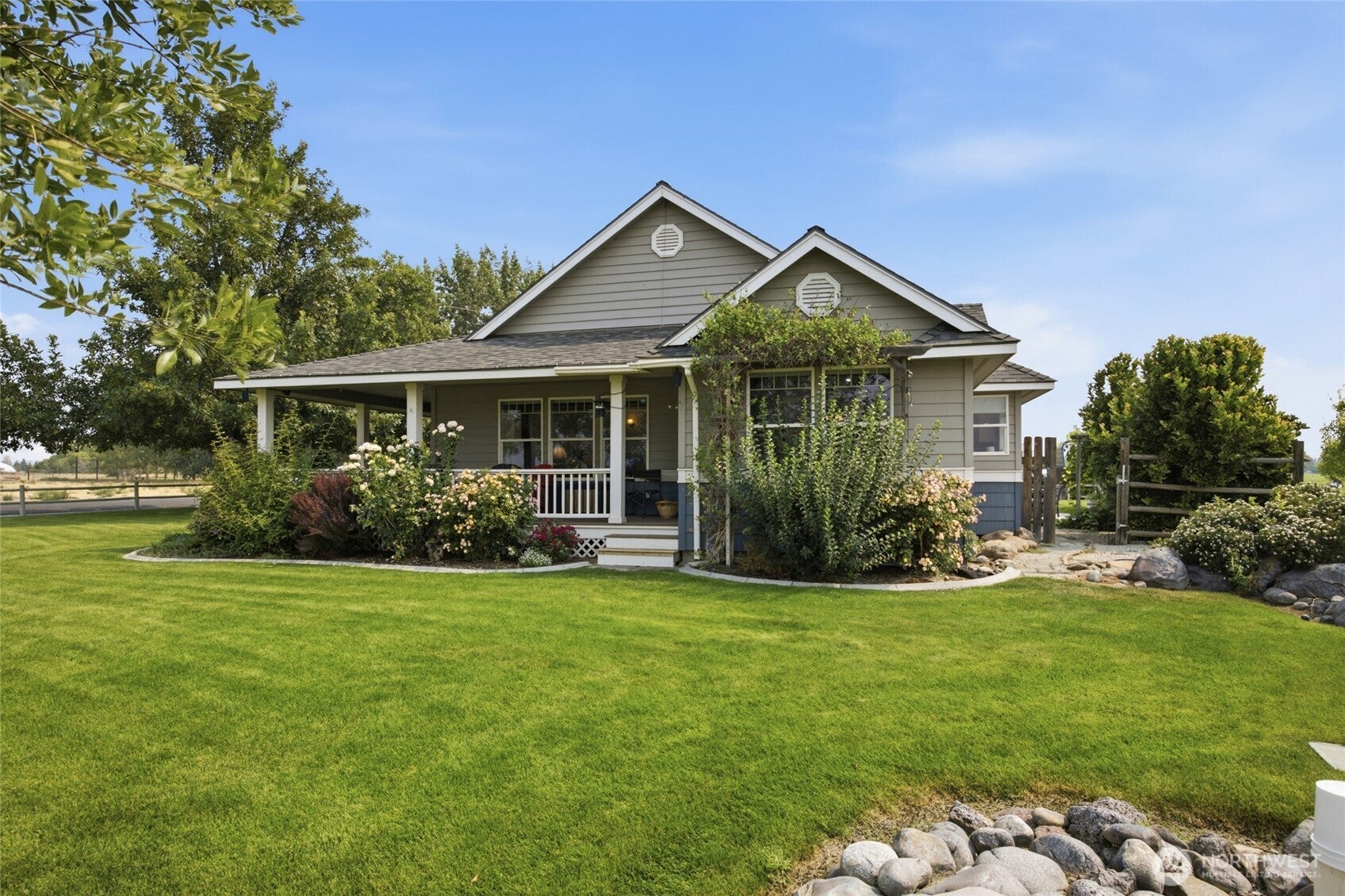 Dahl Rd, Moses Lake, WA 98837