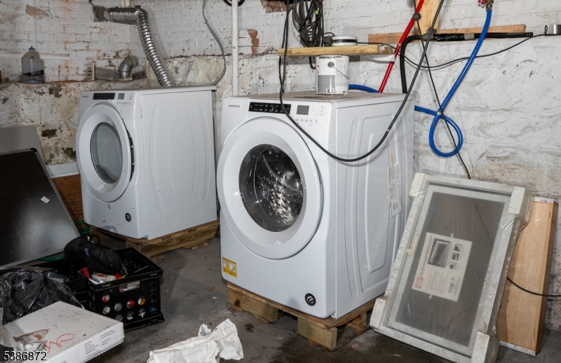 Hawthorne, New Jersey, 07506-3729, United States, 4 Bedrooms Bedrooms, ,Residential,For Sale,1979811