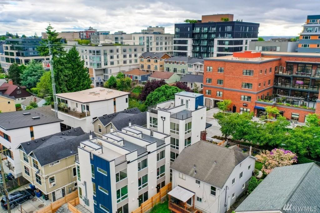 4520 41st Ave SW A, Seattle, Washington, 98116, United States, 2 Bedrooms Bedrooms, ,2 BathroomsBathrooms,Residential,For Sale,4520 41st Ave SW A,1610853