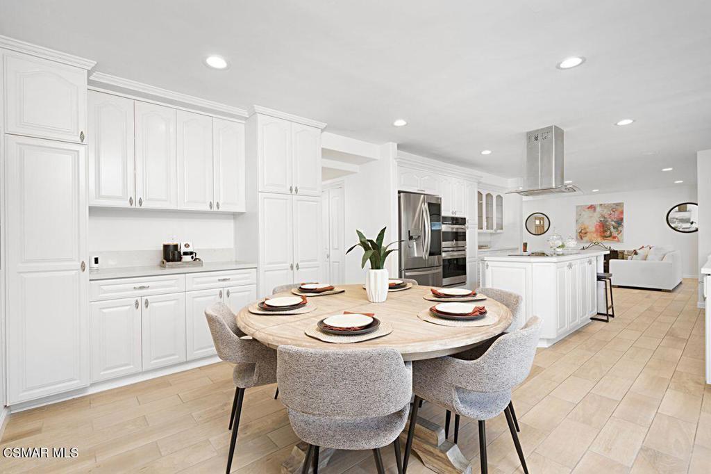 Thousand Oaks, California, 91362, United States, 4 Bedrooms Bedrooms, ,3 BathroomsBathrooms,Residential,For Sale,1990954