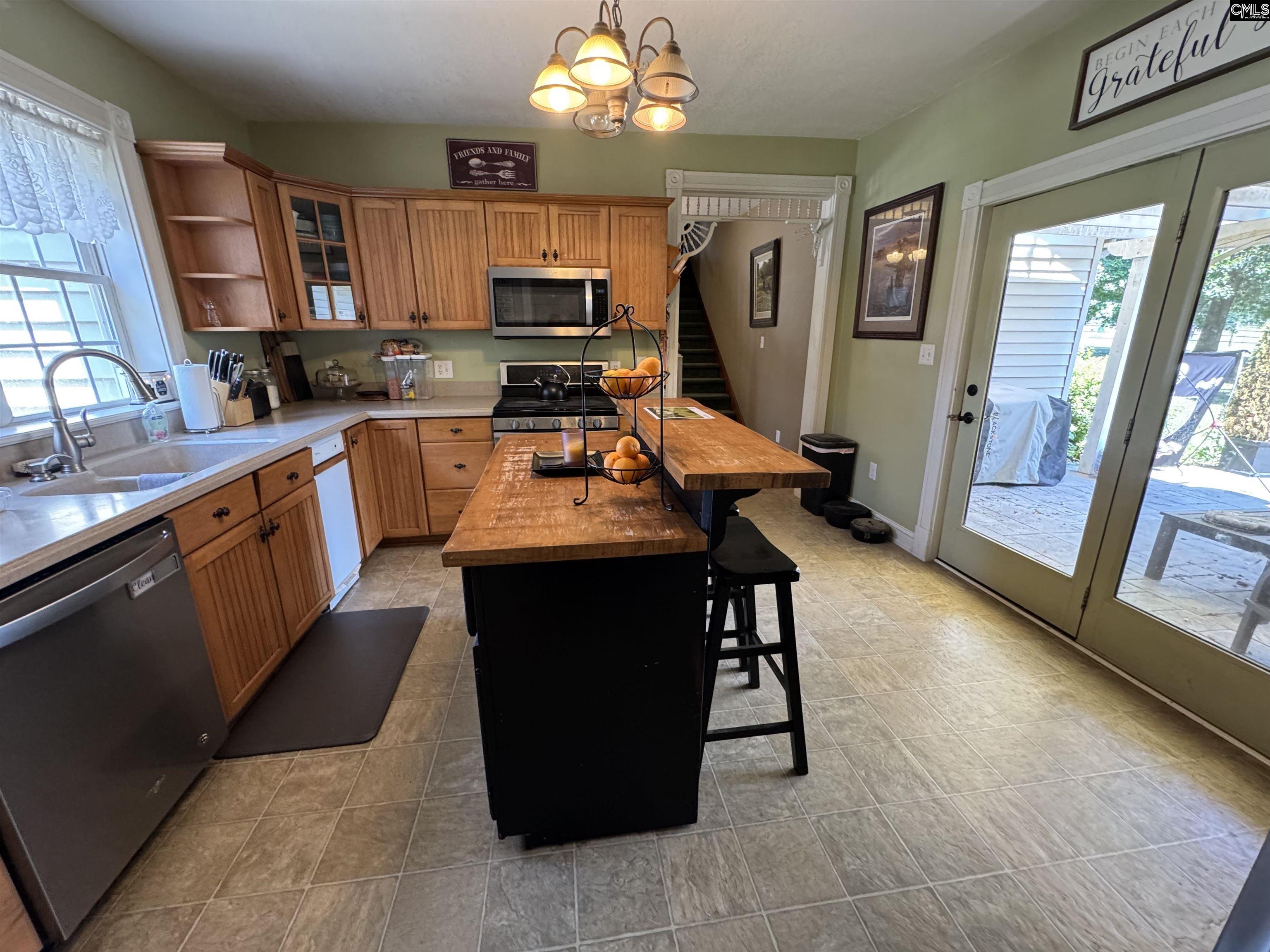 Newberry, South Carolina, 29108, United States, 3 Bedrooms Bedrooms, ,3 BathroomsBathrooms,Residential,For Sale,1987677