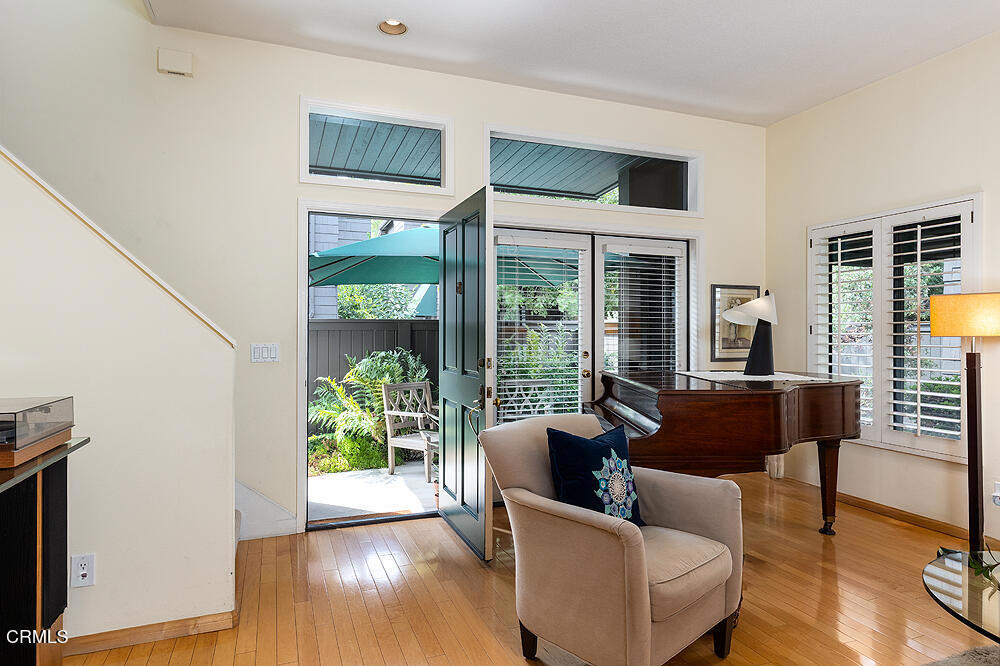 Pasadena, California, 91106, United States, 2 Bedrooms Bedrooms, ,3 BathroomsBathrooms,Residential,For Sale,1934592