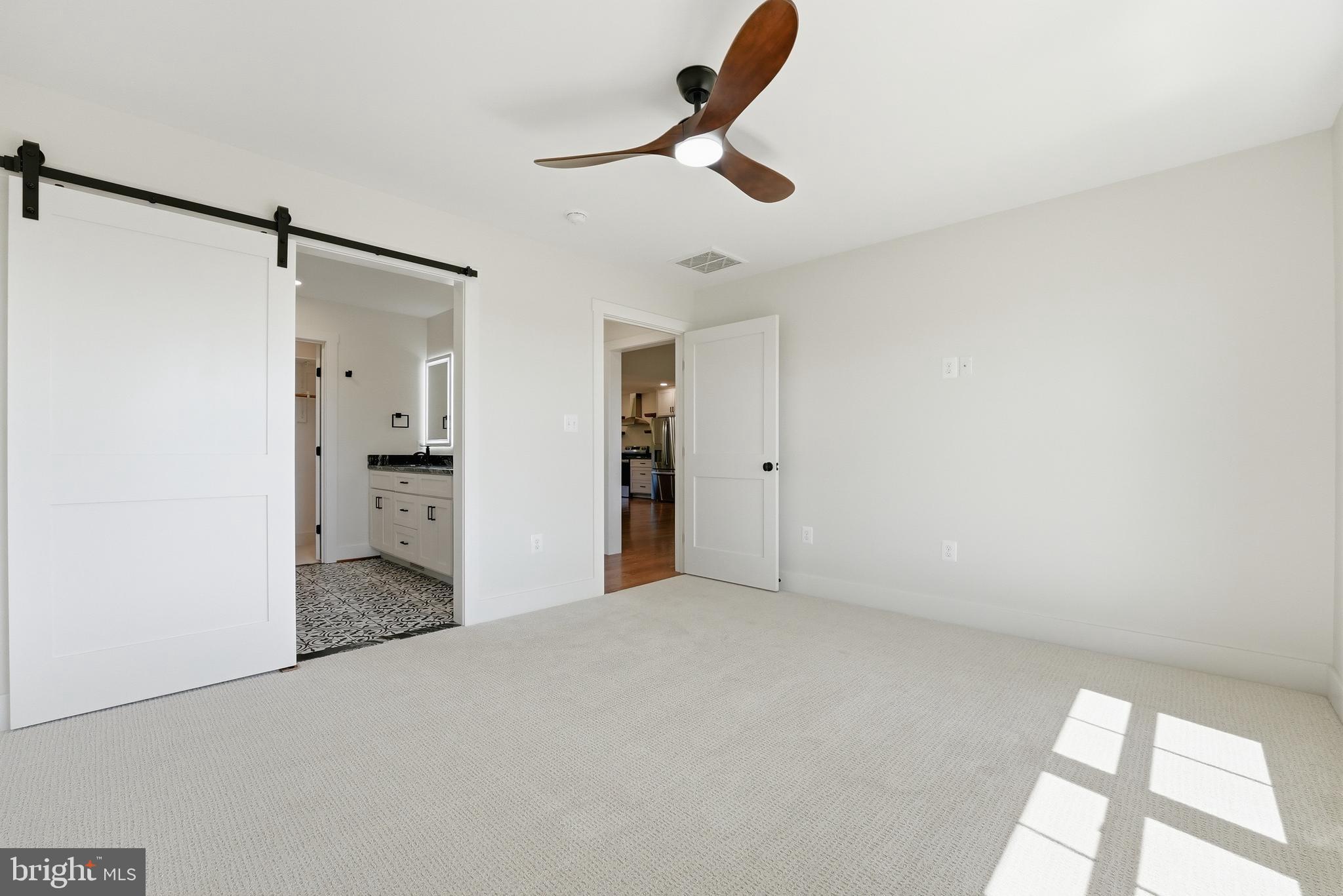 Reva, Virginia, 22735, United States, 2 Bedrooms Bedrooms, ,2 BathroomsBathrooms,Residential,For Sale,2048216