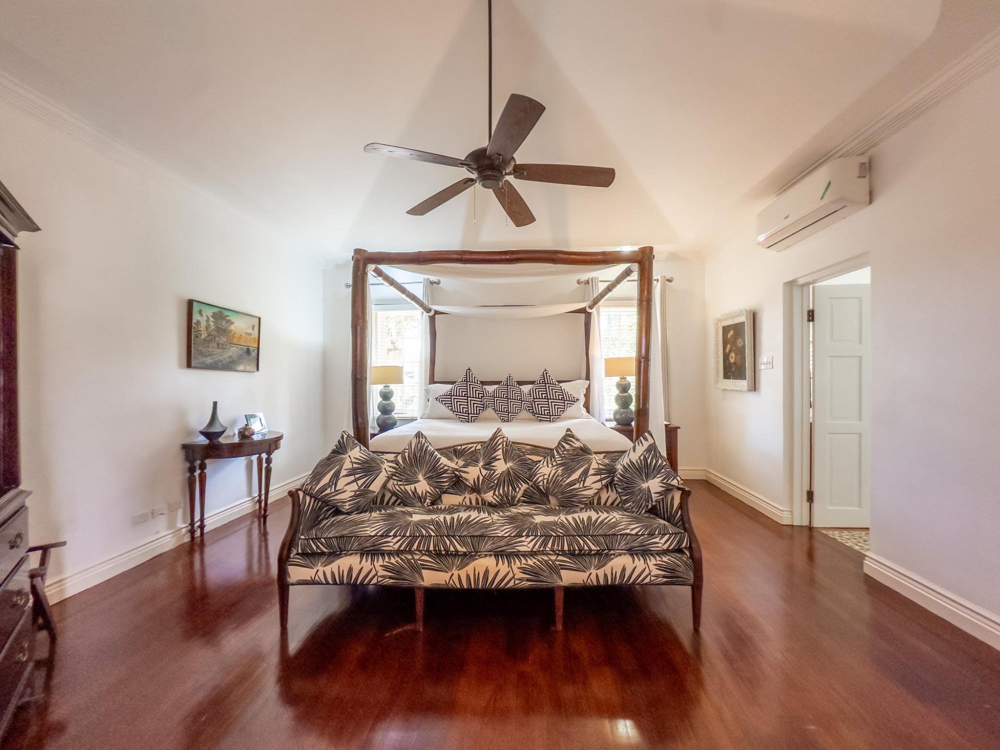 St. James, JM, 4 Bedrooms Bedrooms, ,5 BathroomsBathrooms,Residential,For Sale,1838477