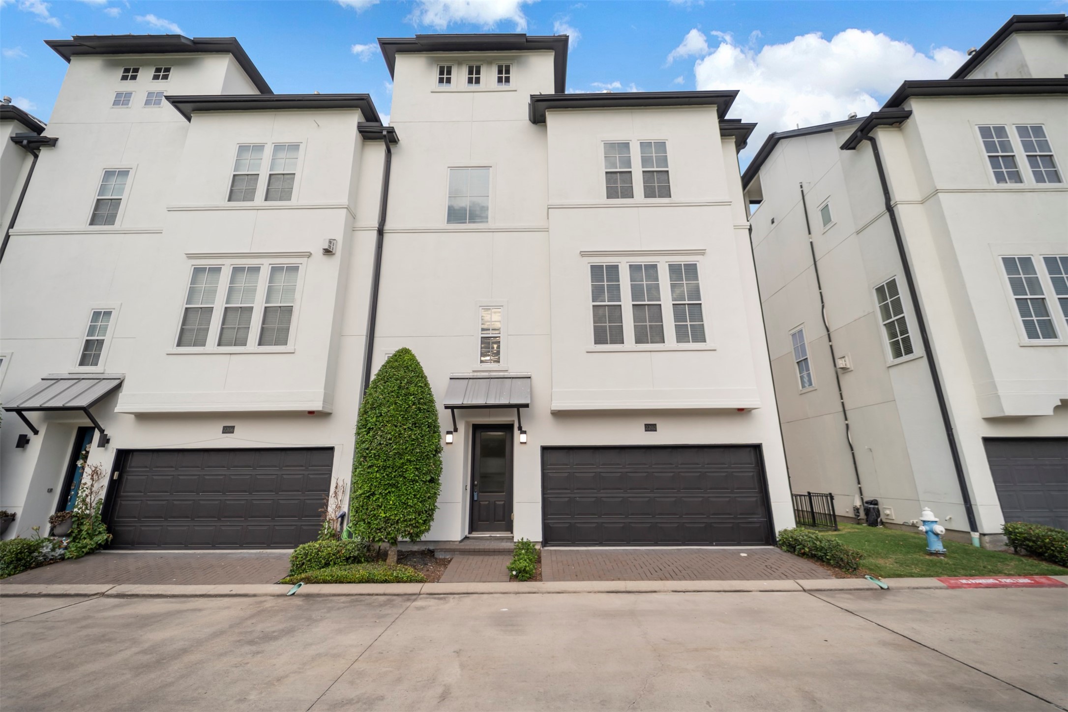 Houston, Texas, 77080, United States, 3 Bedrooms Bedrooms, ,5 BathroomsBathrooms,Residential,For Sale,1939348