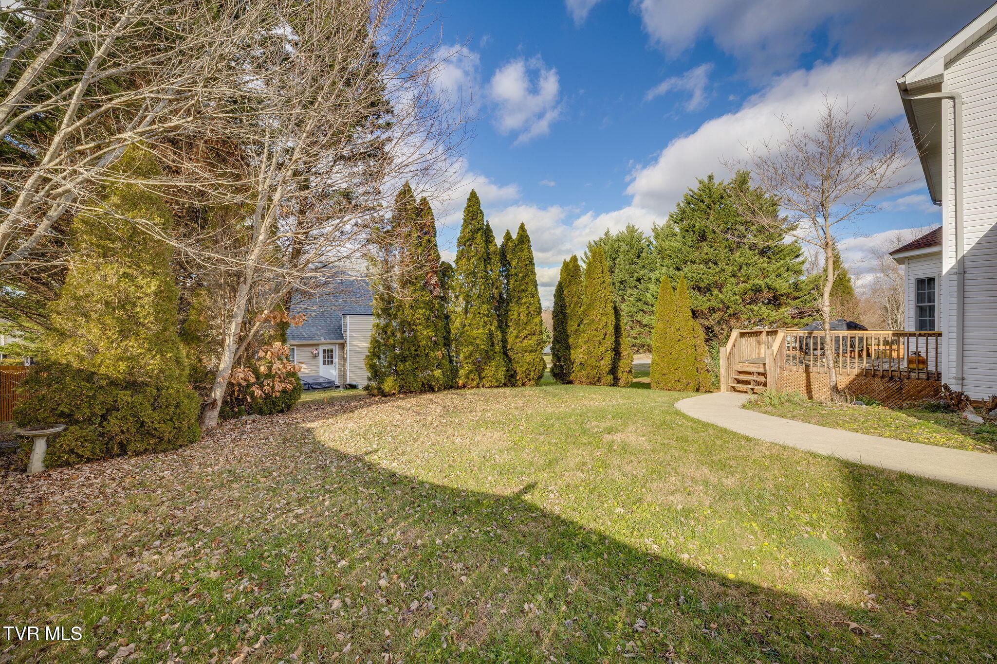 Johnson City, Tennessee, 37601, United States, 5 Bedrooms Bedrooms, ,4 BathroomsBathrooms,Residential,For Sale,2049001