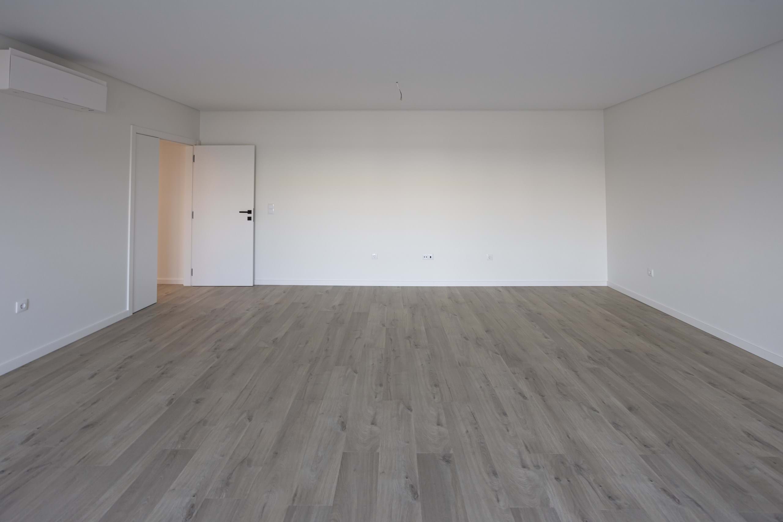 Montijo, Setúbal, 2870-448, PT, 4 Bedrooms Bedrooms, ,3 BathroomsBathrooms,Residential,For Sale,1805570