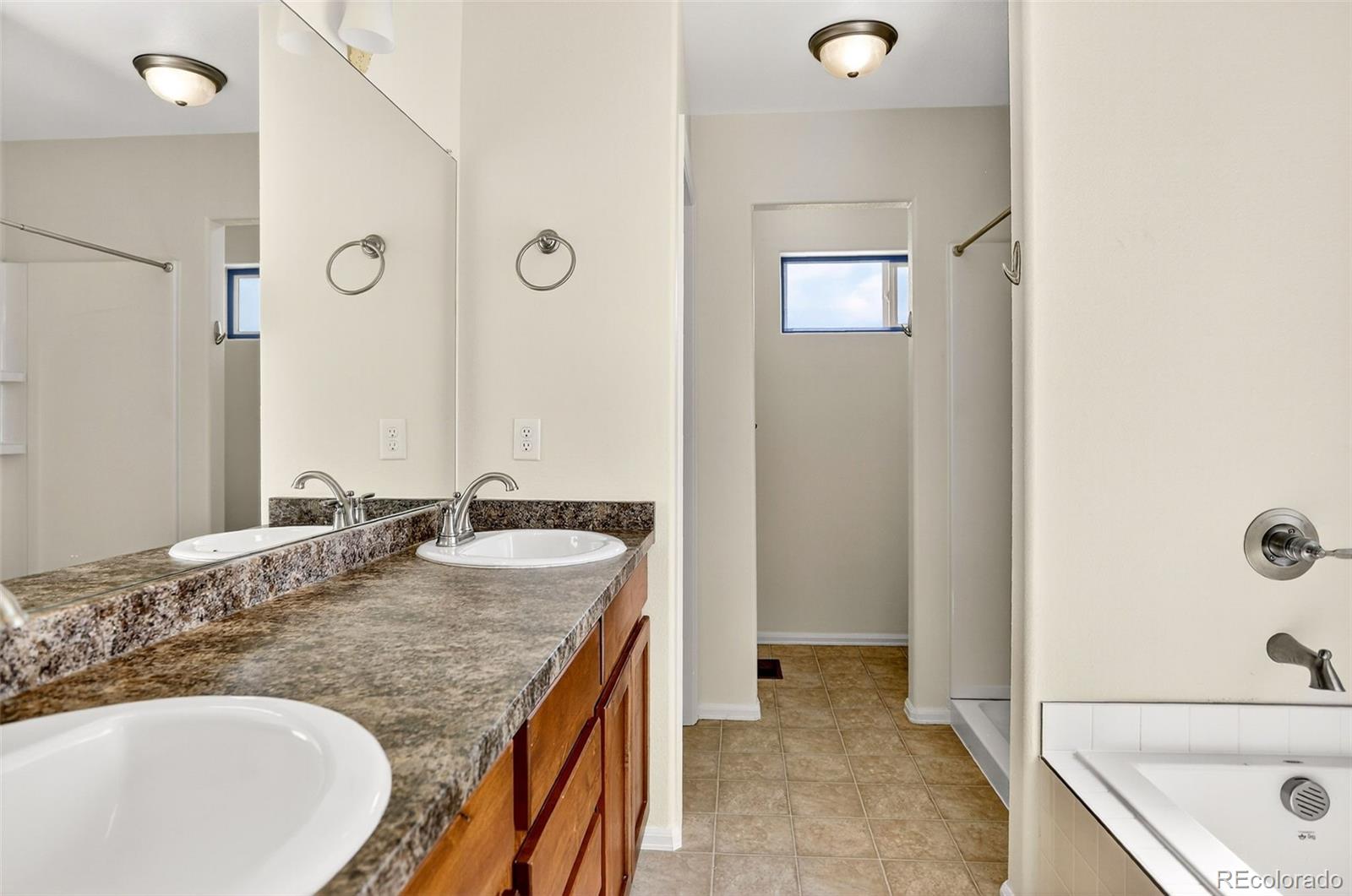 Johnstown, Colorado, 80534, United States, 3 Bedrooms Bedrooms, ,3 BathroomsBathrooms,Residential,For Sale,1955771