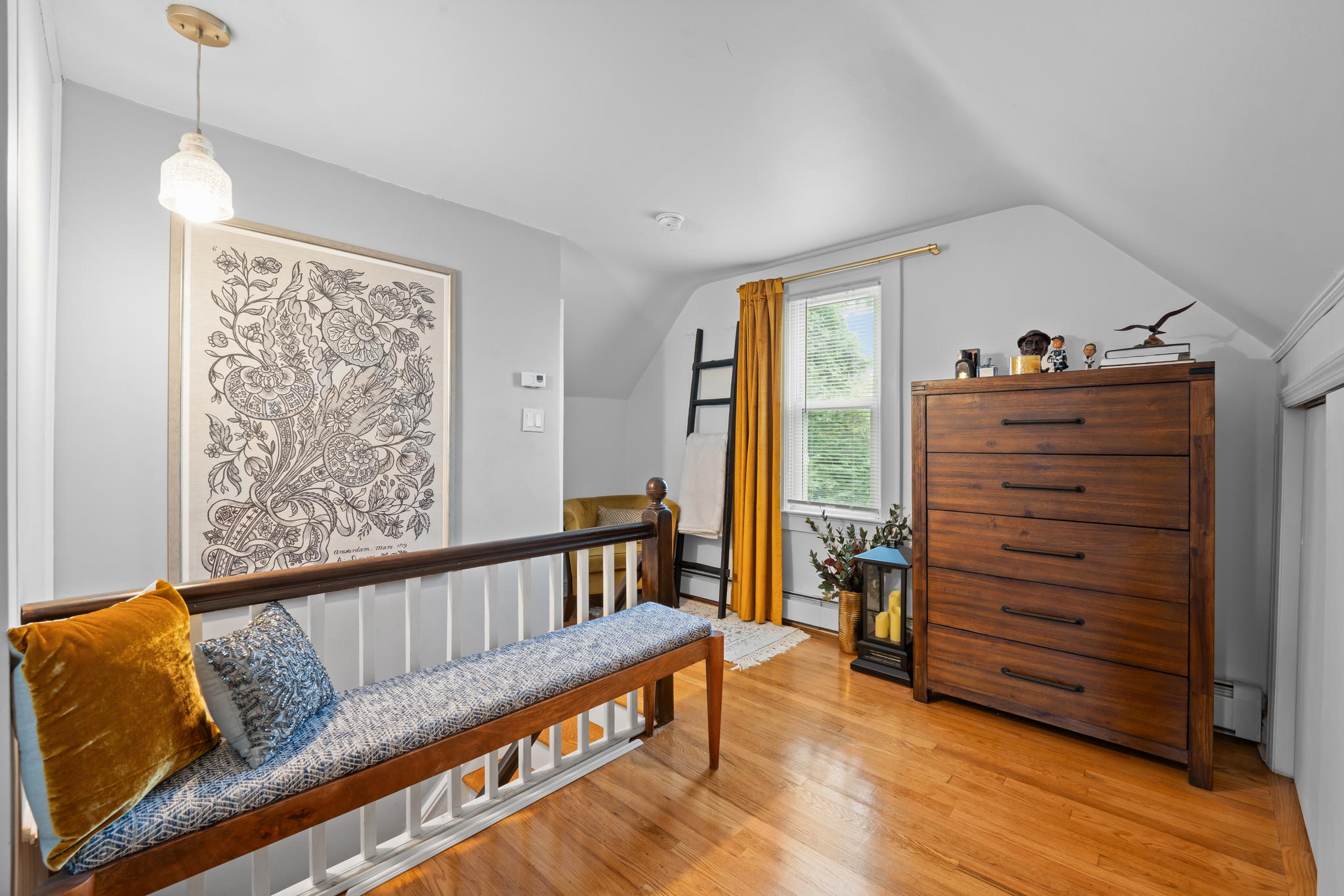 Oceanside, New York, 11572, United States, 3 Bedrooms Bedrooms, ,2 BathroomsBathrooms,Residential,For Sale,1928252