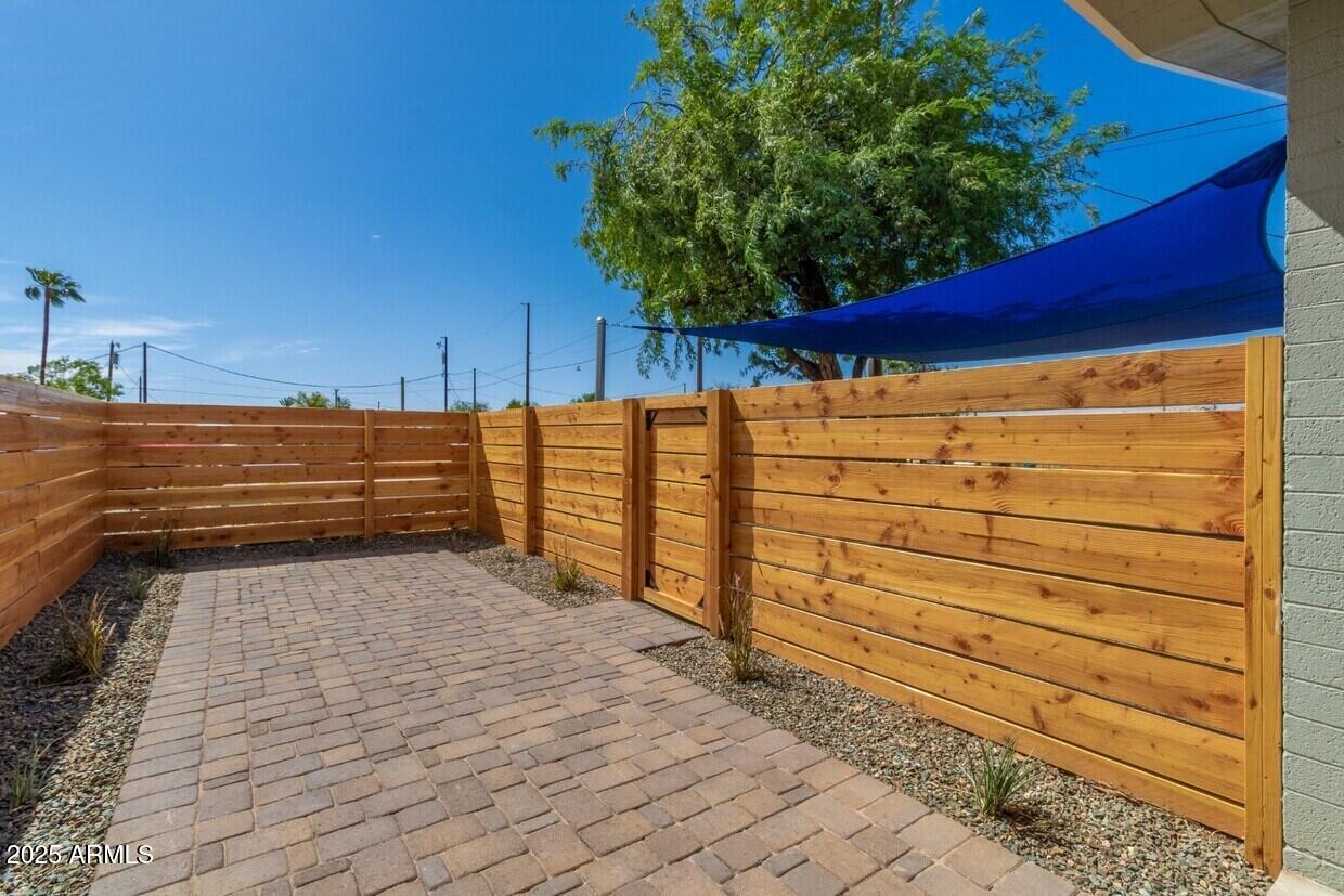 Phoenix, Arizona, 85021, United States, ,Residential,For Sale,1998189