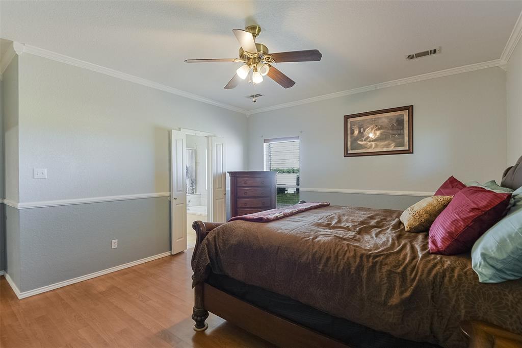 Waxahachie, Texas, 75167, United States, 4 Bedrooms Bedrooms, ,2 BathroomsBathrooms,Residential,For Sale,1835514