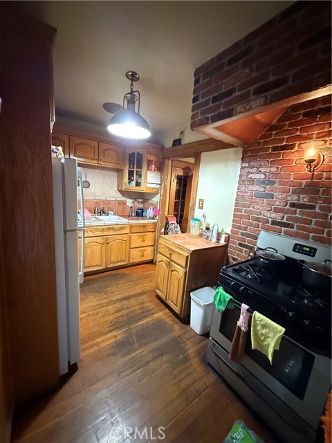 Los Angeles, California, 90023, United States, 2 Bedrooms Bedrooms, ,1 BathroomBathrooms,Residential,For Sale,1931664
