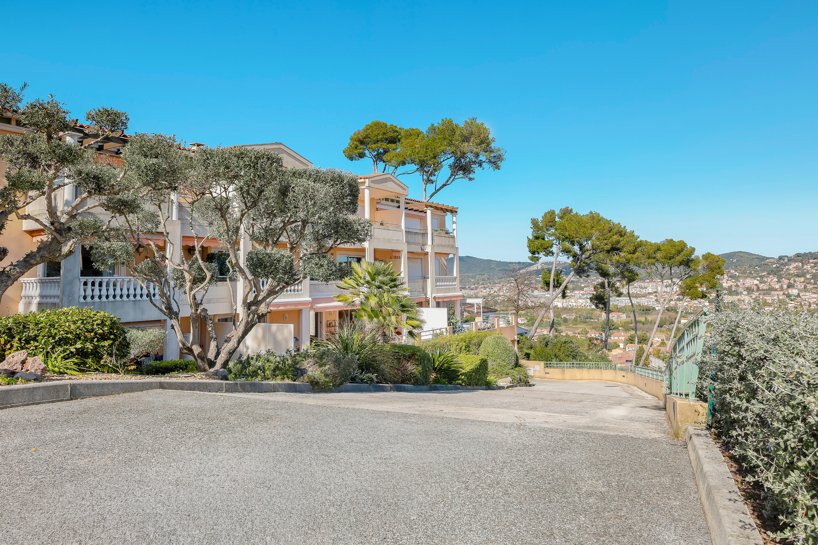  Hyères, Costebelle – Renovated Apartment with Sea View - 物件實景