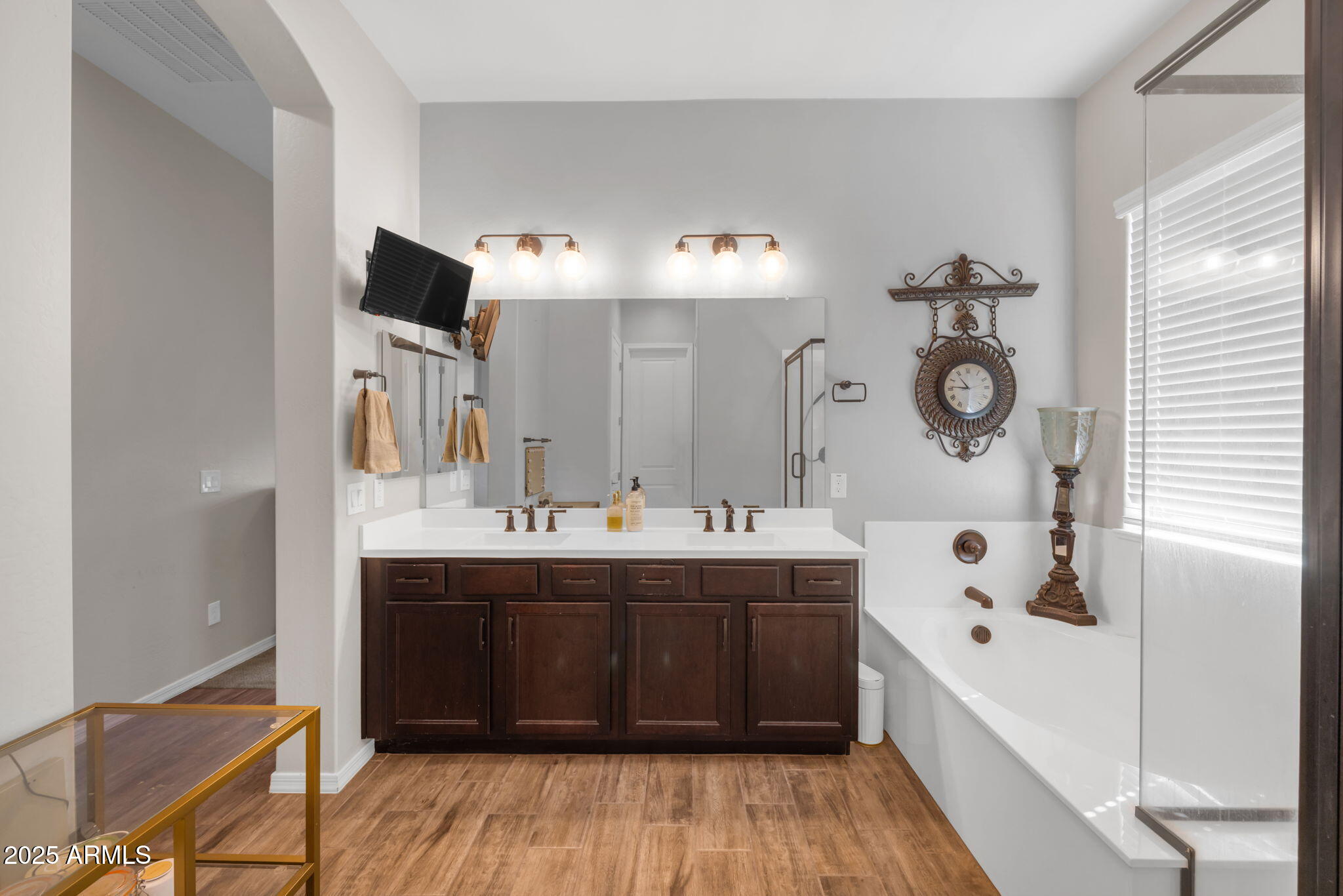 Maricopa, Arizona, 85138, United States, 4 Bedrooms Bedrooms, ,Residential,For Sale,1962770