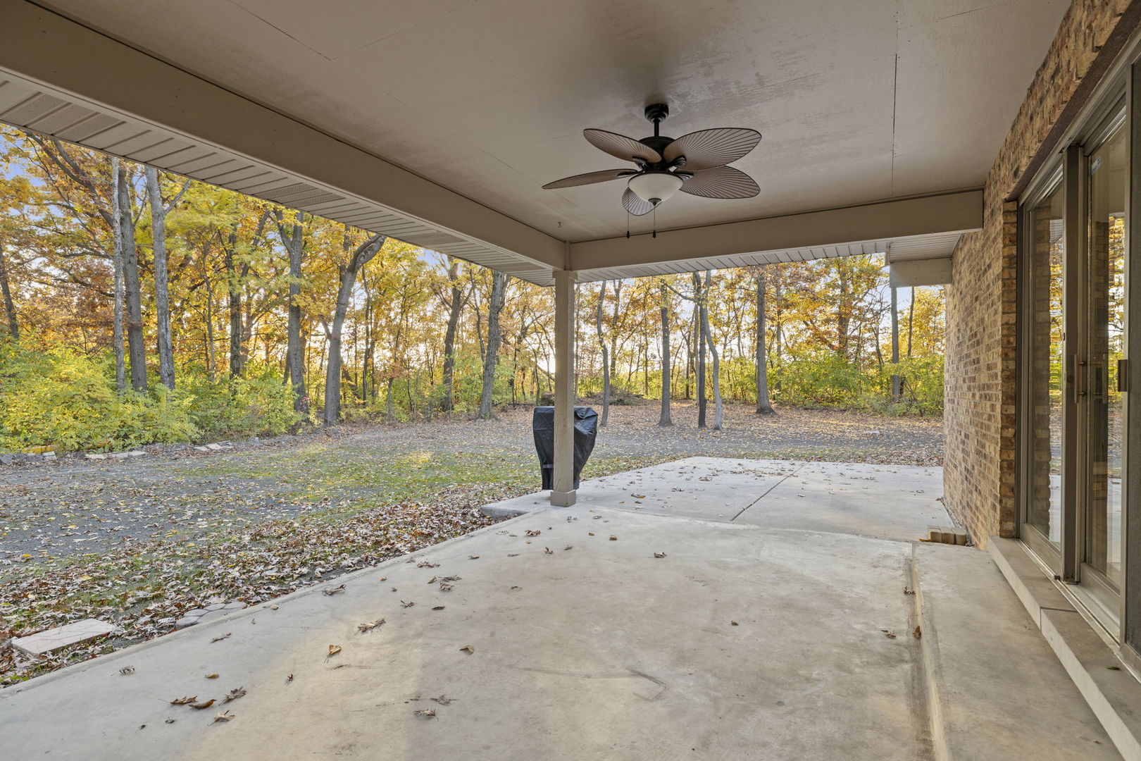 Homer Glen, Illinois, 60491, United States, 4 Bedrooms Bedrooms, ,3 BathroomsBathrooms,Residential,For Sale,1987574