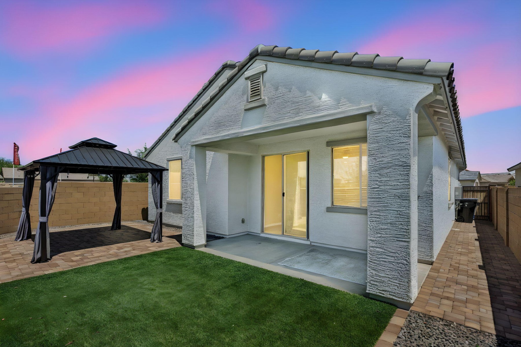  25572 N 142nd Lane  Surprise, AZ - 物件實景