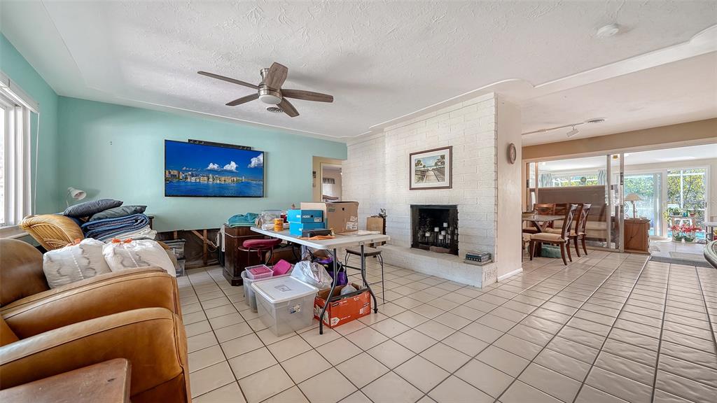 Sarasota, Florida, 34242, United States, 4 Bedrooms Bedrooms, ,3 BathroomsBathrooms,Residential,For Sale,1885427