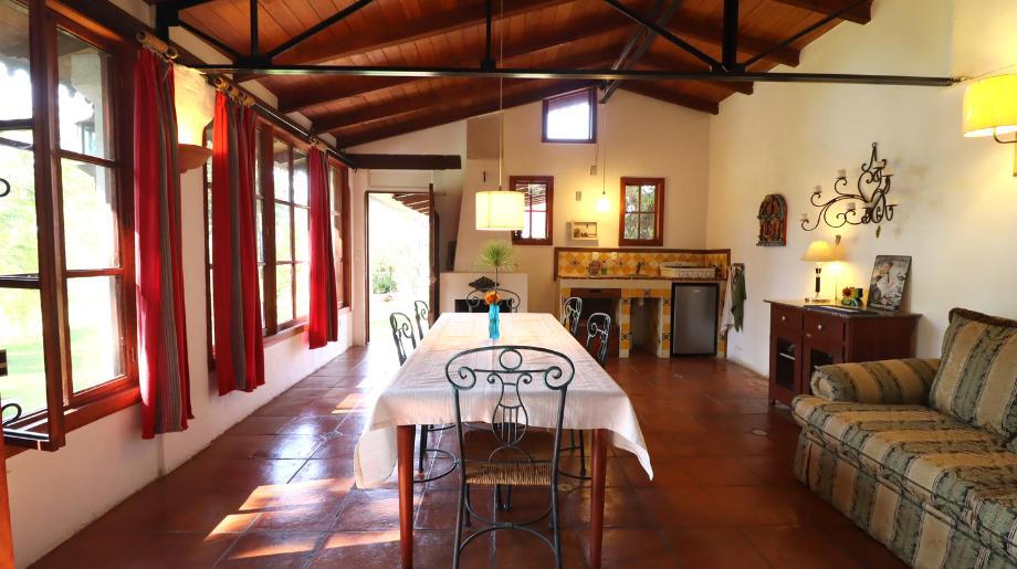 Morelia, Michoacán de Ocampo, 58341, Mexico, 1 Bedroom Bedrooms, ,Residential,For Sale,1994842