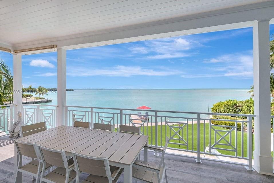 Islamorada, Florida, 33036, United States, 8 Bedrooms Bedrooms, ,10 BathroomsBathrooms,Residential,For Sale,1807381