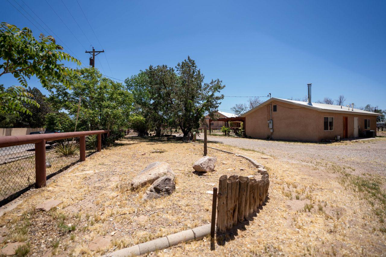 Los Ranchos, New Mexico, 87114, United States, 4 Bedrooms Bedrooms, ,5 BathroomsBathrooms,Residential,For Sale,1720943