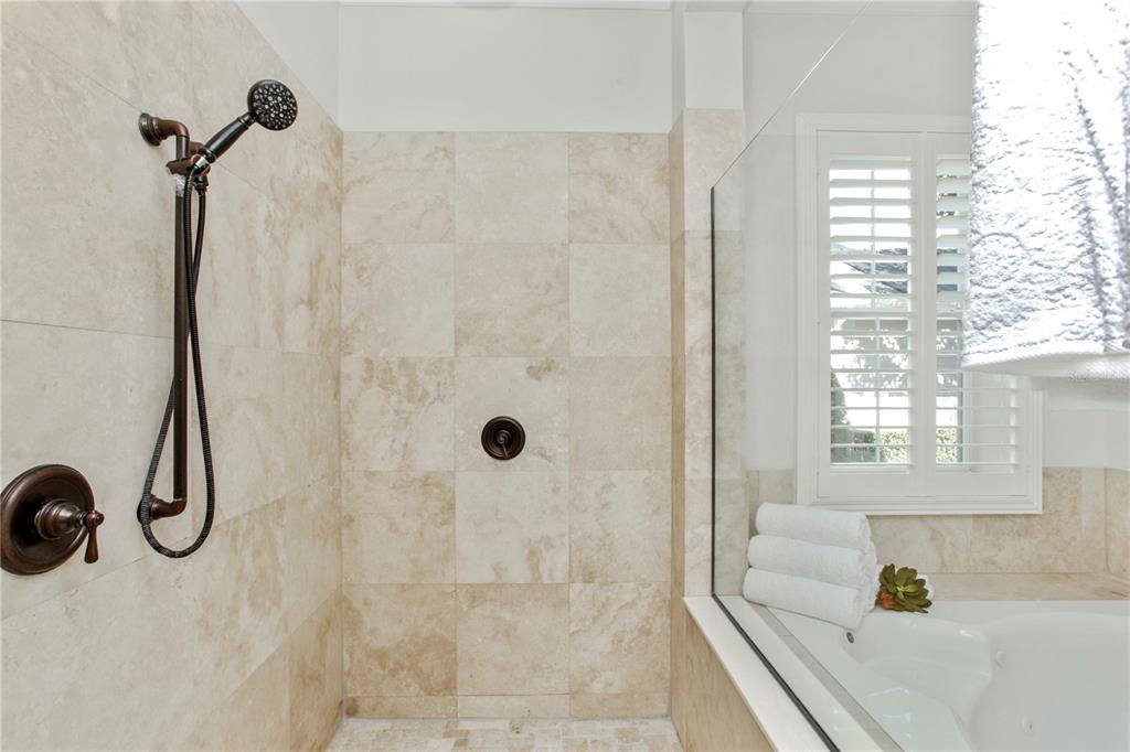 Orlando, Florida, 32814, United States, 5 Bedrooms Bedrooms, ,7 BathroomsBathrooms,Residential,For Sale,2000434