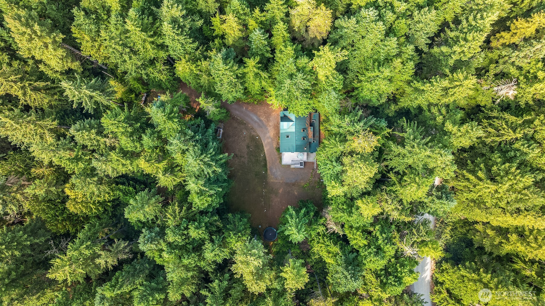 Clinton, Washington, 98236, United States, 3 Bedrooms Bedrooms, ,2 BathroomsBathrooms,Residential,For Sale,1949676