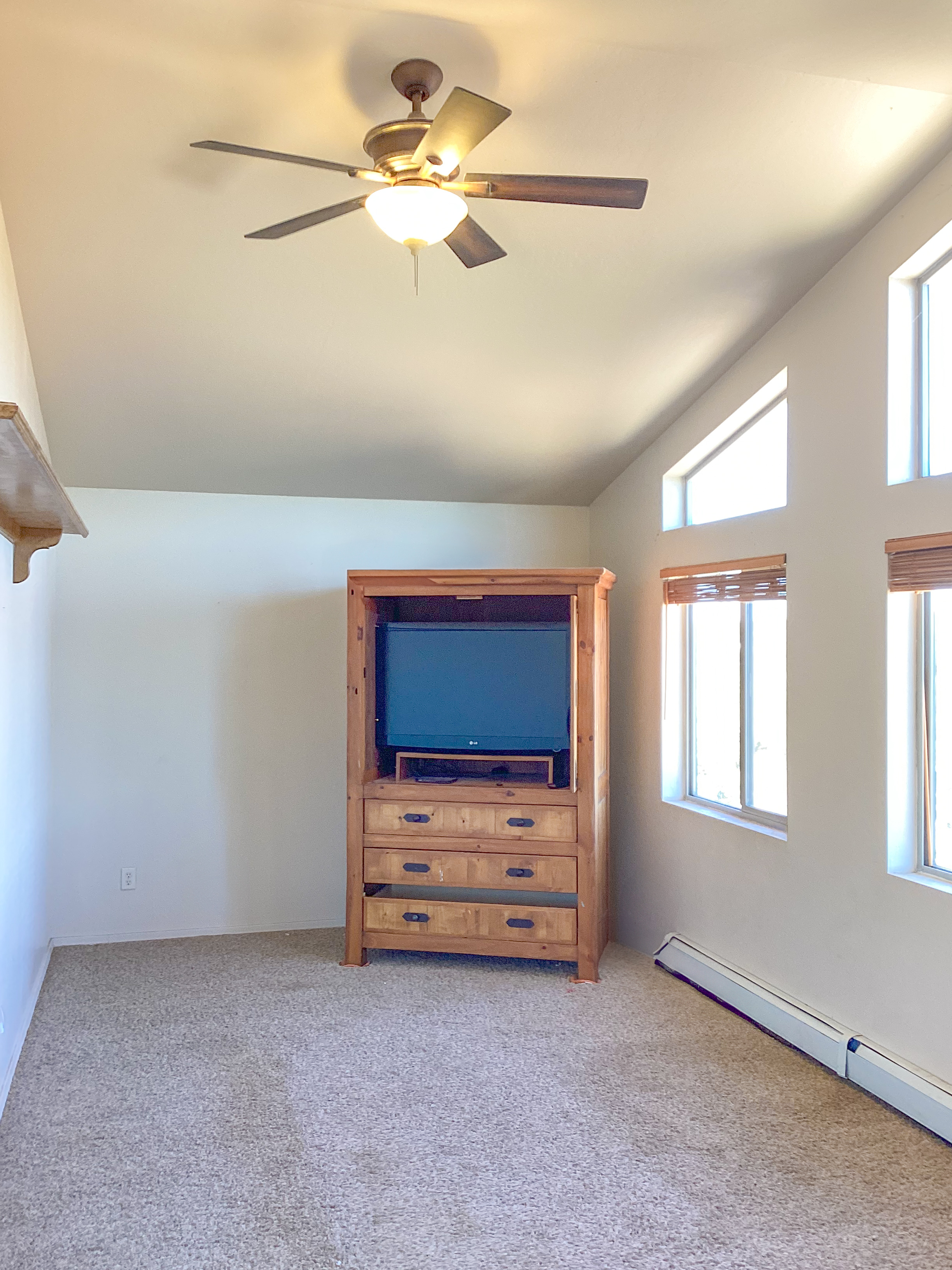 Concho, Arizona, 85924, United States, 4 Bedrooms Bedrooms, ,Residential,For Sale,2005351