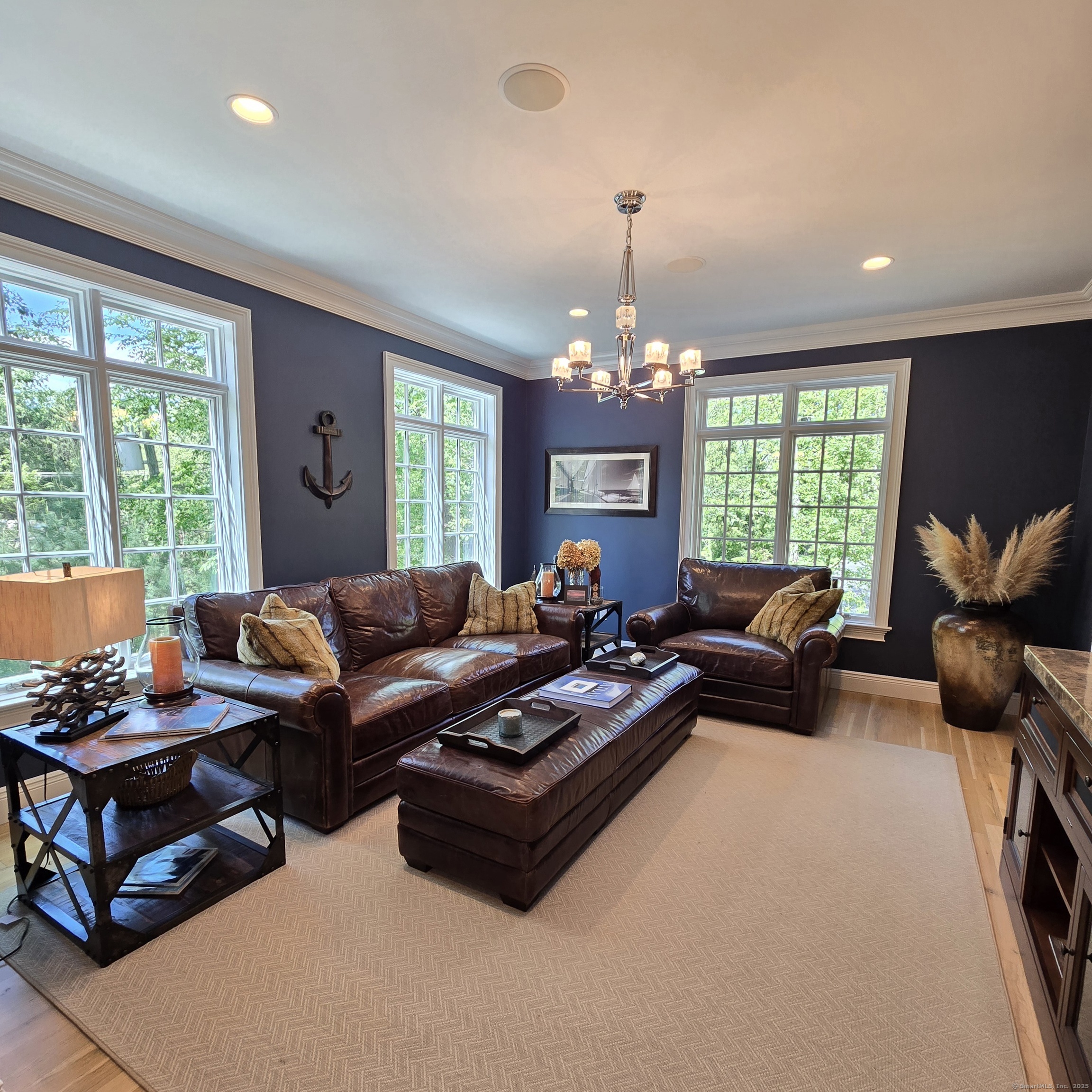 Westport, Connecticut, 06880, United States, 5 Bedrooms Bedrooms, ,5 BathroomsBathrooms,Residential,For Sale,1827473