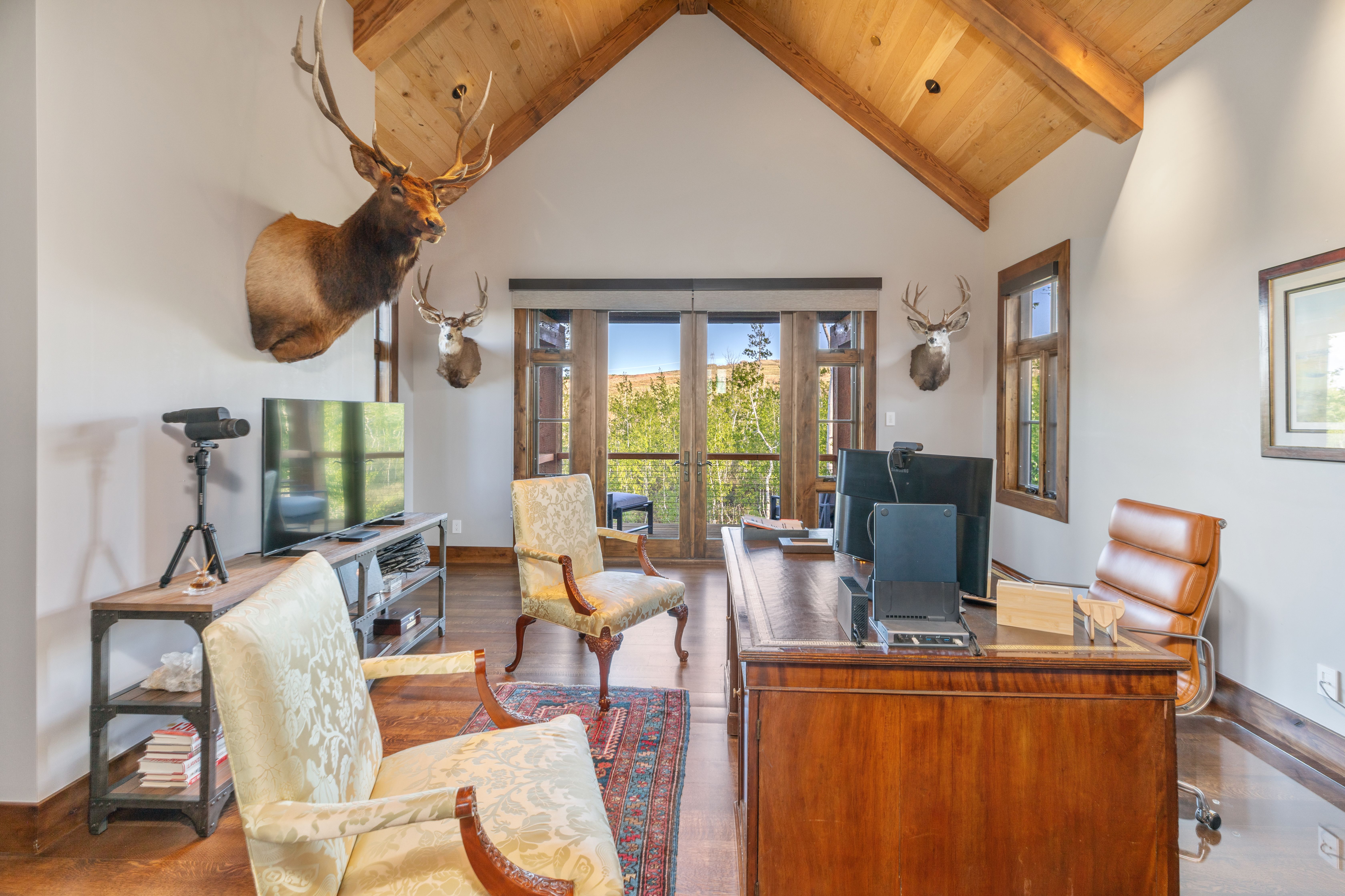  Refined Mountain Elegance In A Premier Setting - 物件實景