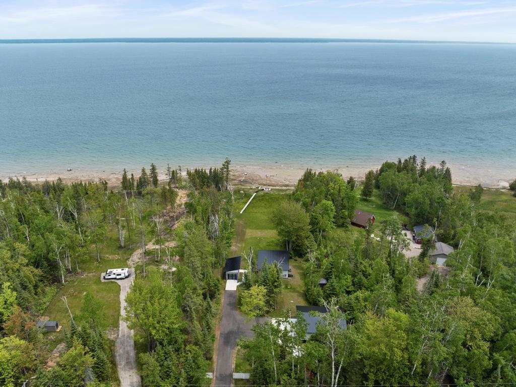 Cheboygan, Michigan, 49721, United States, 2 Bedrooms Bedrooms, ,1 BathroomBathrooms,Residential,For Sale,1856011
