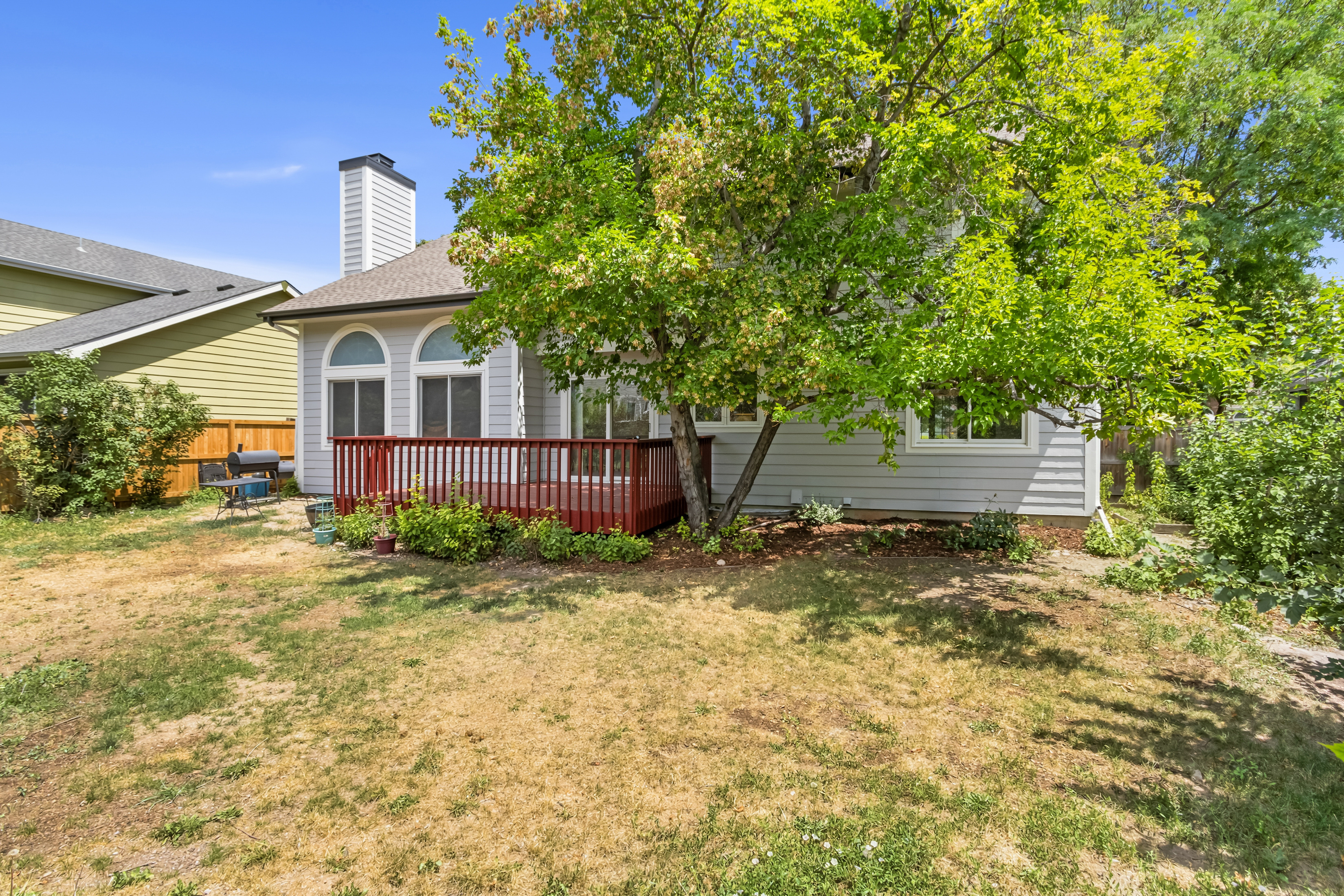  Beautifully Maintained Home in the Tree-Lined Oakridge Neighborhood - 物件實景