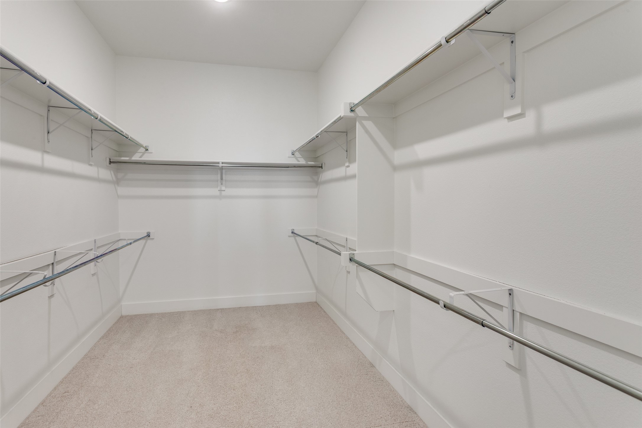 Mansfield, Texas, 76063, United States, 4 Bedrooms Bedrooms, ,4 BathroomsBathrooms,Residential,For Sale,1954630