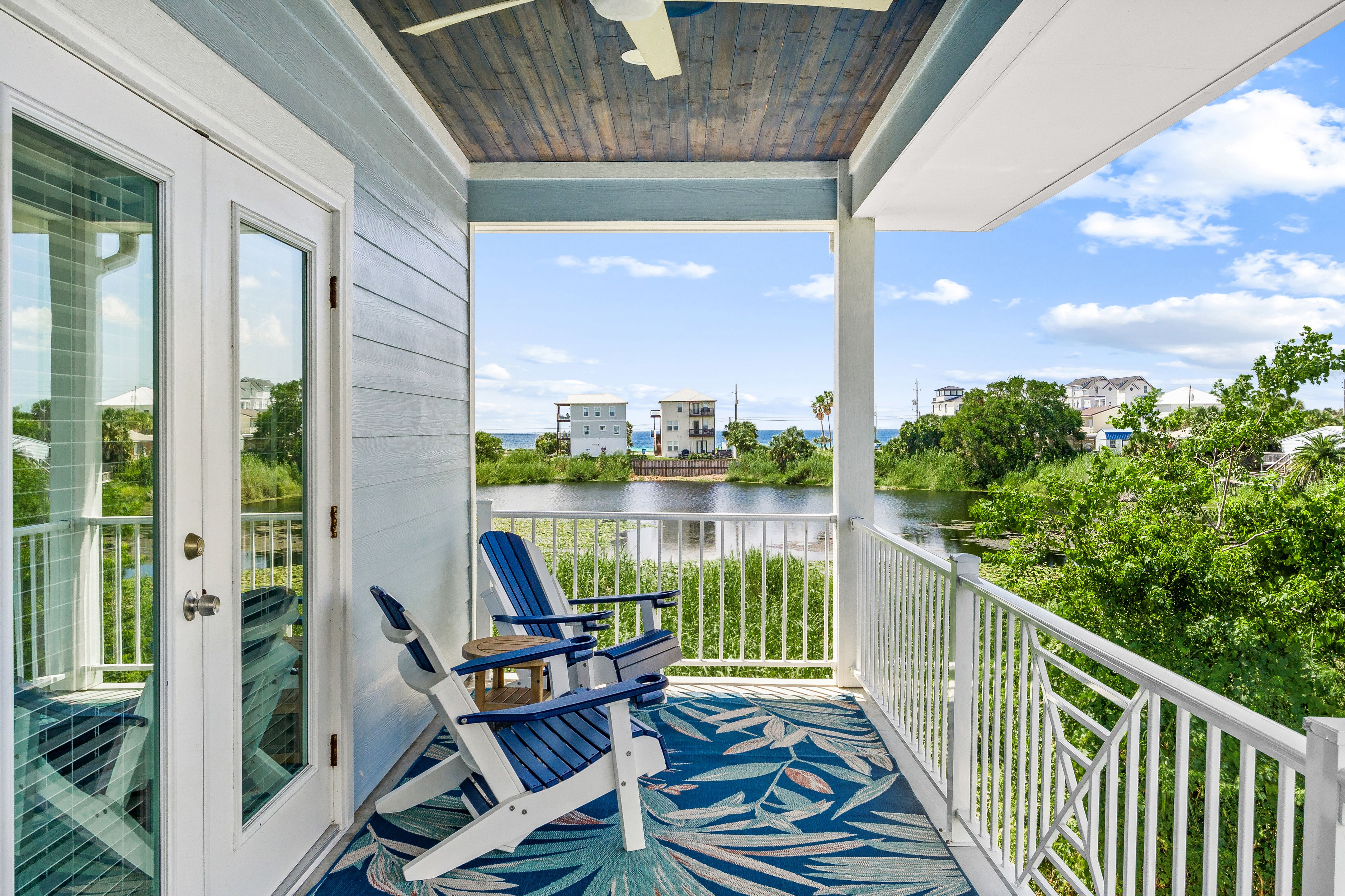  Custom Lakefront Retreat With Gulf Views And Private Pool - 物件實景