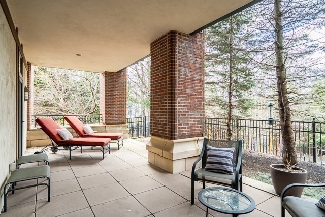 Brookline, Massachusetts, 02445, United States, 3 Bedrooms Bedrooms, ,4 BathroomsBathrooms,Residential,For Sale,1745754