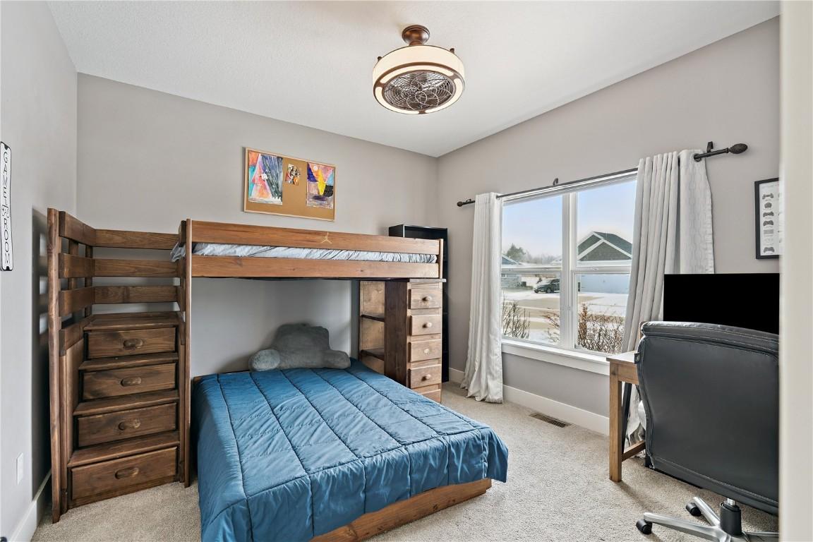 Robins, Iowa, 52328, United States, 4 Bedrooms Bedrooms, ,3 BathroomsBathrooms,Residential,For Sale,2006162