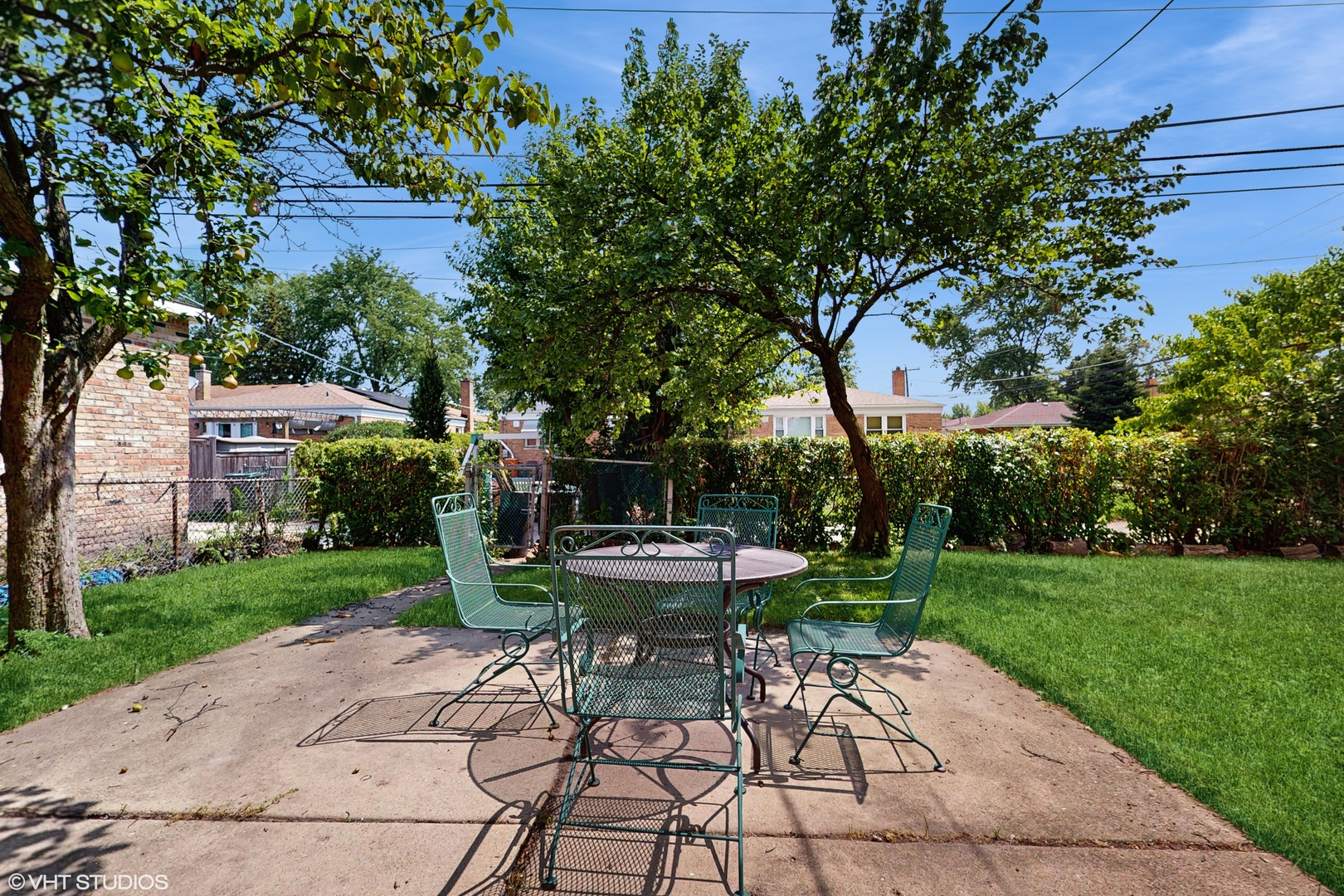 Skokie, Illinois, 60076, United States, 4 Bedrooms Bedrooms, ,2 BathroomsBathrooms,Residential,For Sale,1935170