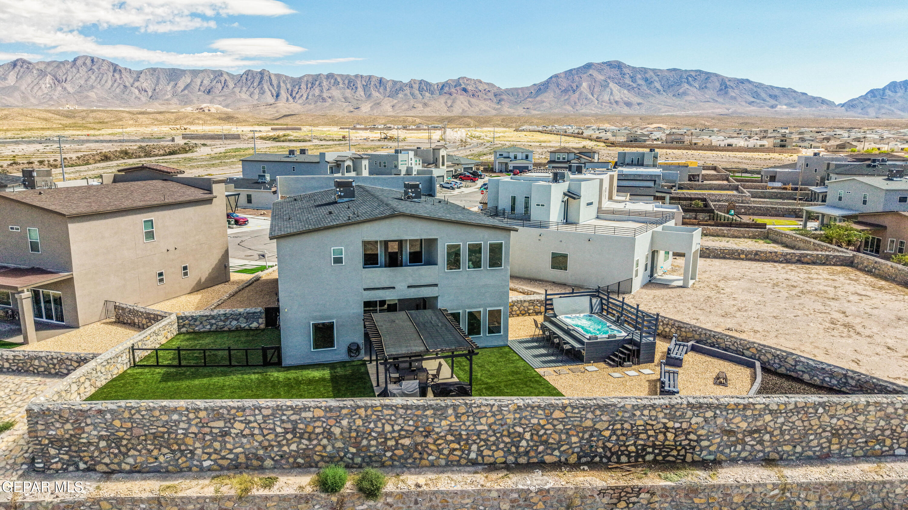 El Paso, Texas, 79911, United States, 5 Bedrooms Bedrooms, ,4 BathroomsBathrooms,Residential,For Sale,1969245