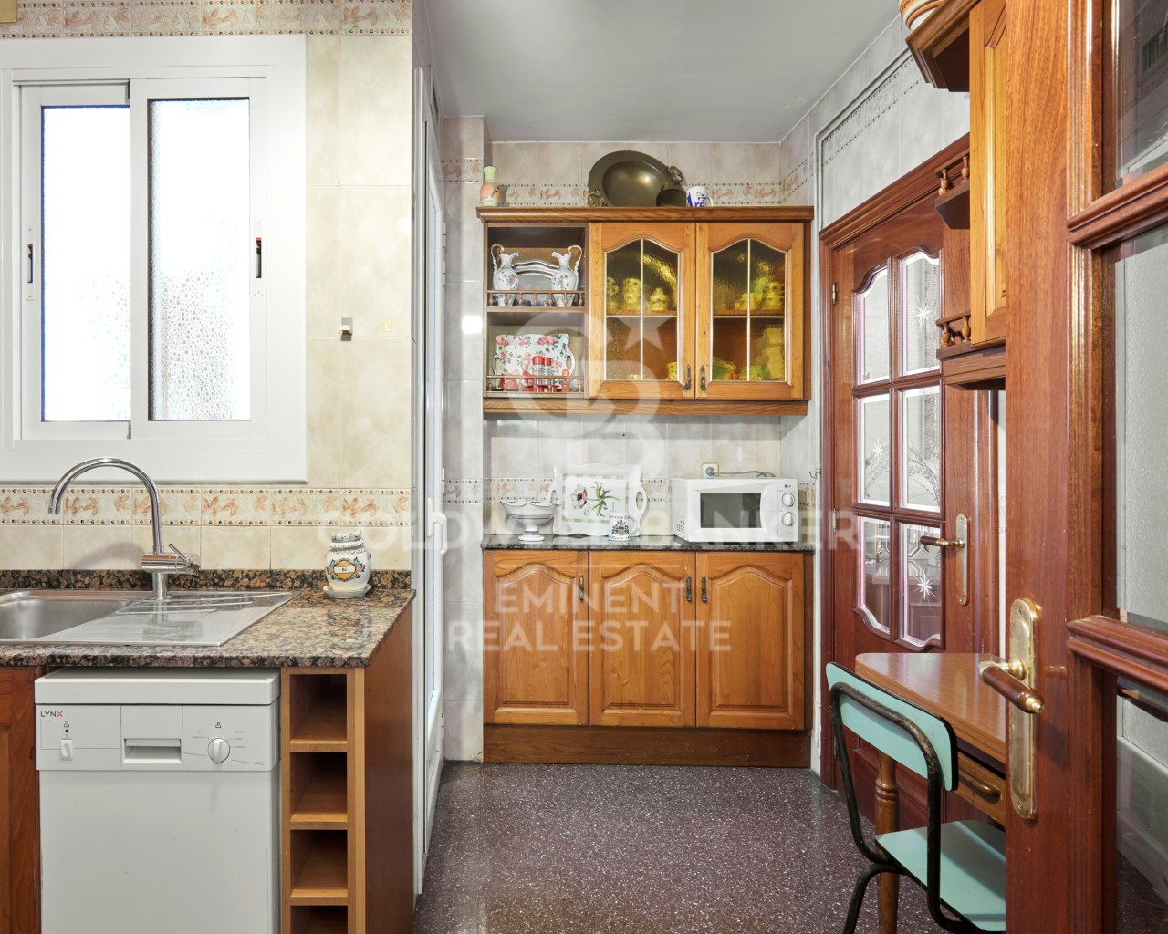 Barcelona, Catalonia, ES, 4 Bedrooms Bedrooms, ,2 BathroomsBathrooms,Residential,For Sale,1829599