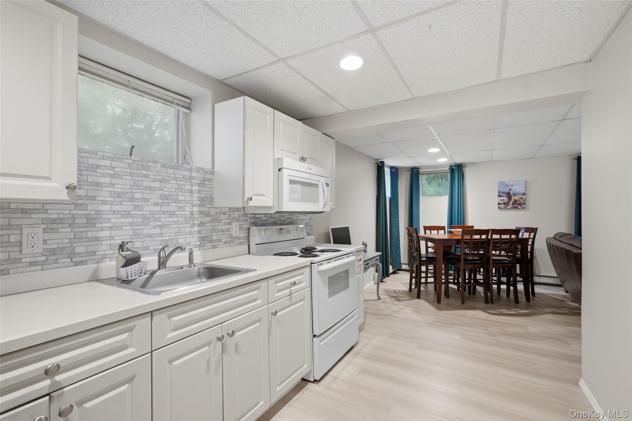  104 Lincoln Boulevard, Hauppauge, NY, 11788 - 物件實景