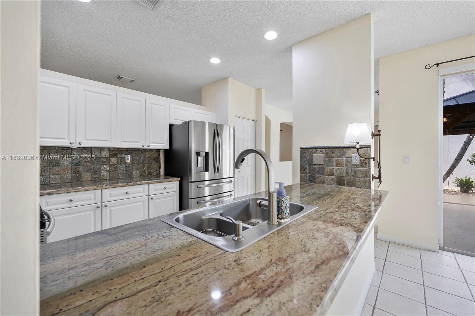 Miami, Florida, 33186, United States, 4 Bedrooms Bedrooms, ,3 BathroomsBathrooms,Residential,For Sale,1882398