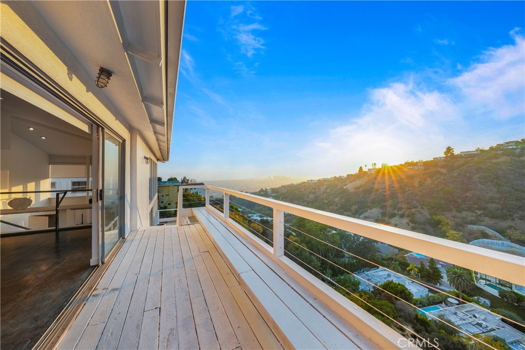 Los Angeles, California, 90069, United States, 3 Bedrooms Bedrooms, ,1 BathroomBathrooms,Residential,For Sale,1897836