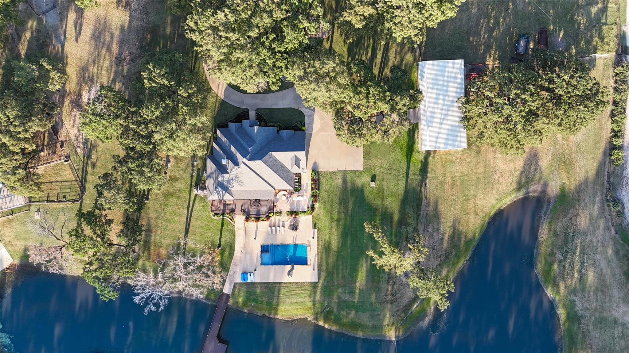 Terrell, Texas, 75161, United States, 3 Bedrooms Bedrooms, ,3 BathroomsBathrooms,Residential,For Sale,1977781