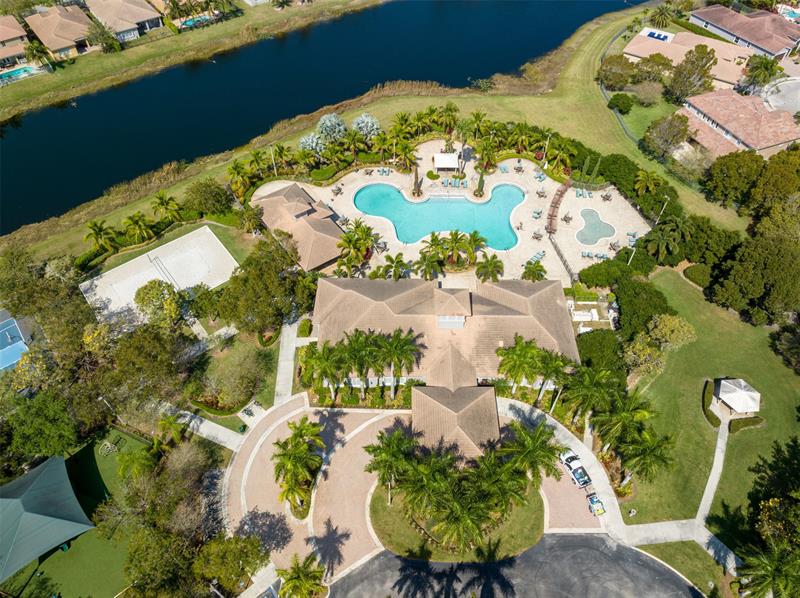Weston, Florida, 33332, United States, 5 Bedrooms Bedrooms, ,4 BathroomsBathrooms,Residential,For Sale,2003132