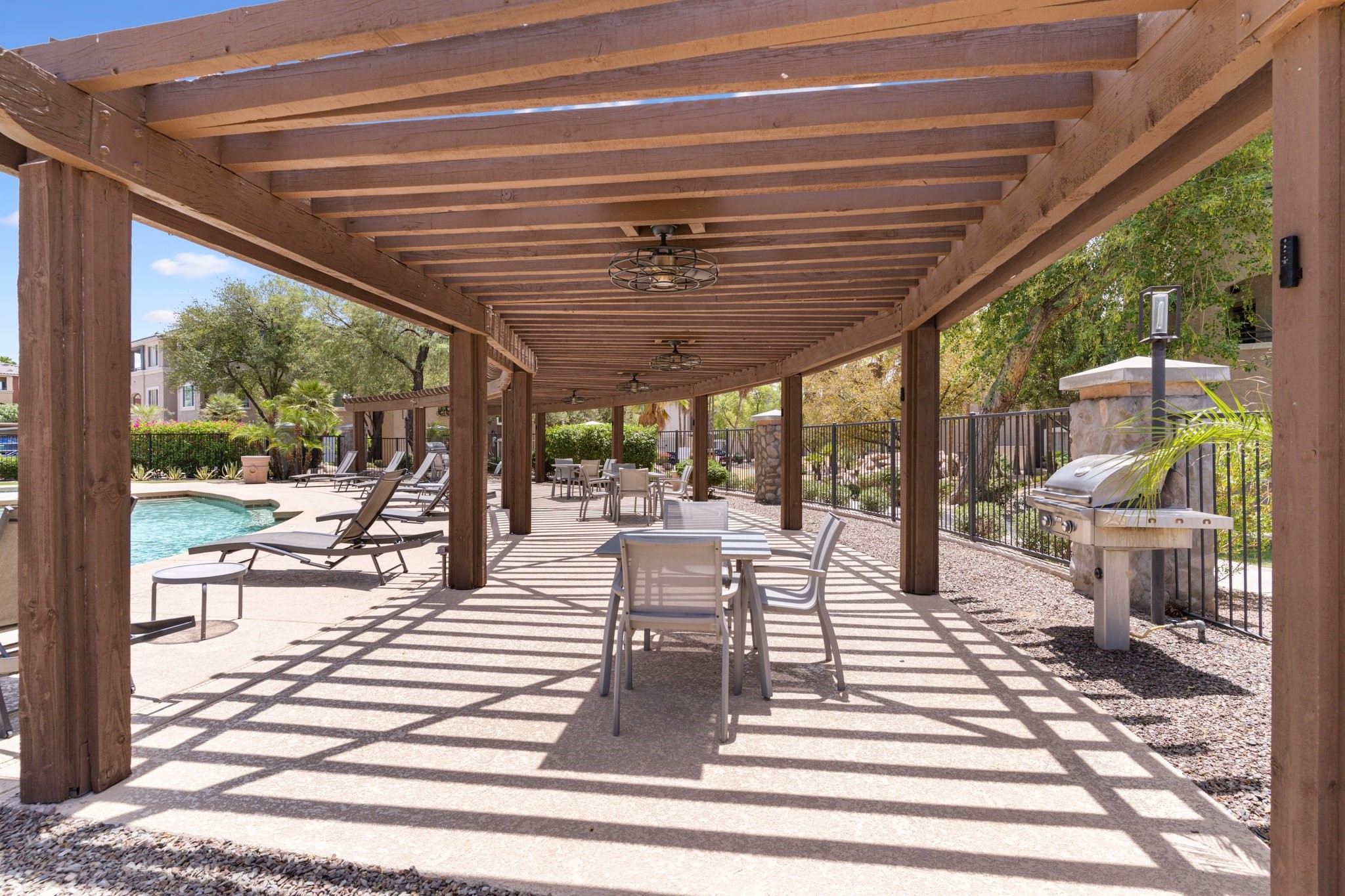 5345 E Van Buren Street ¦Phoenix, AZ - 物件實景