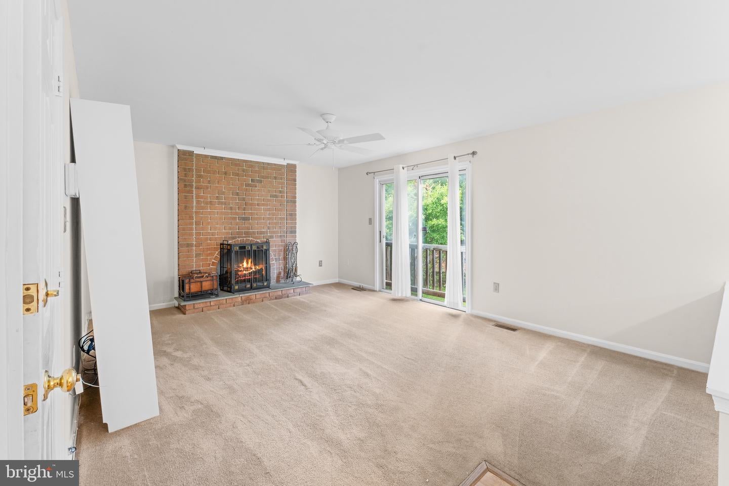 BOWIE, Maryland, 20720, United States, 4 Bedrooms Bedrooms, ,4 BathroomsBathrooms,Residential,For Sale,1897173