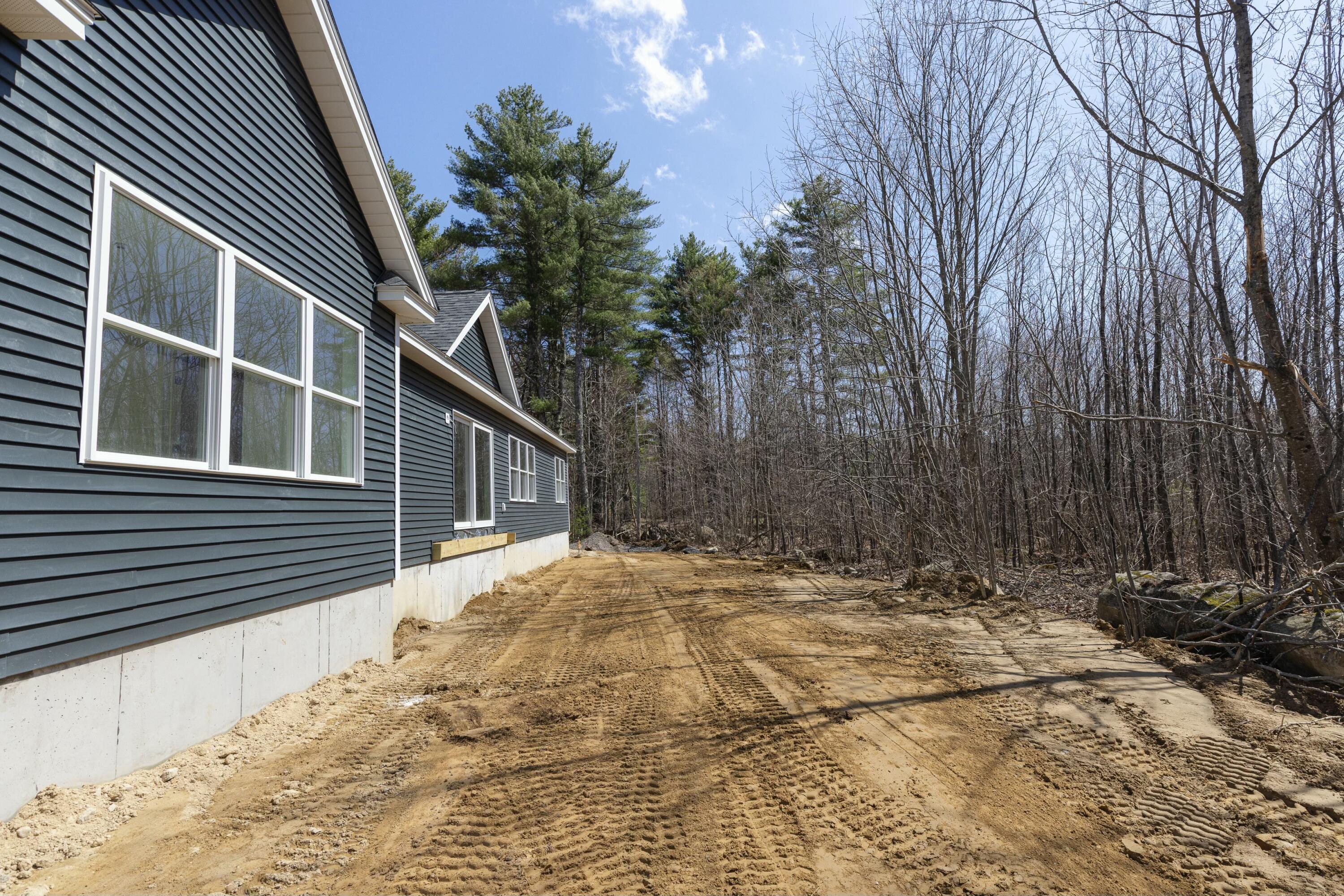 Lebanon, Maine, 04027, United States, 3 Bedrooms Bedrooms, ,3 BathroomsBathrooms,Residential,For Sale,1864632