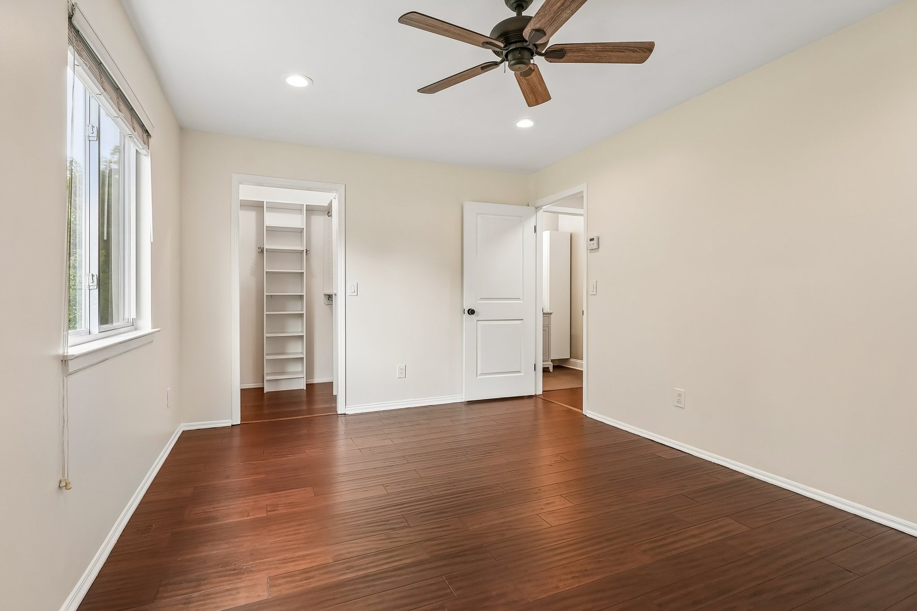  ?Trendmaker Homes North? Beautifully Updated One Floor Condominum - 物件實景