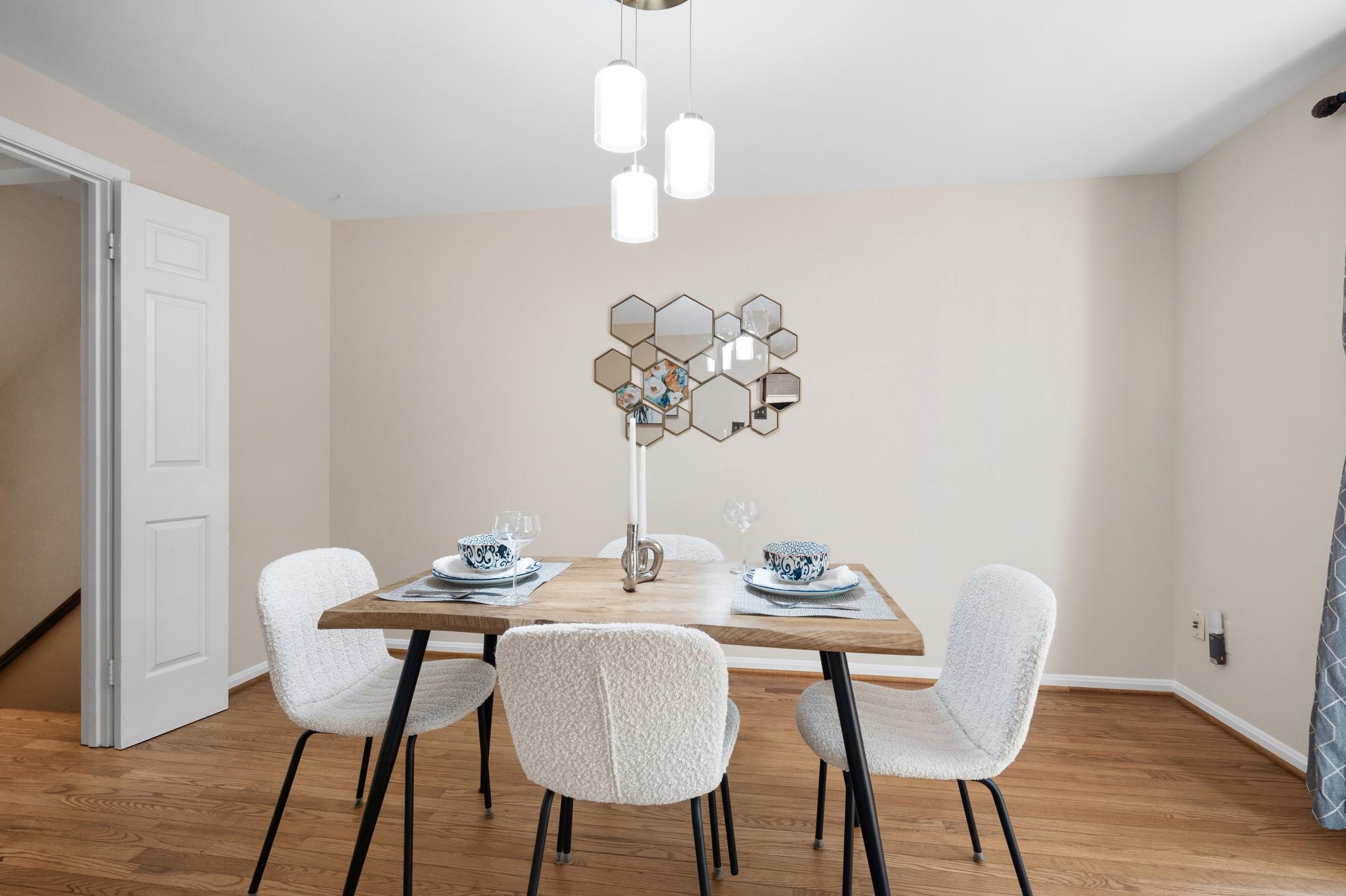  8943 Park Forest Drive, Springfield, VA, 22152 - 物件實景