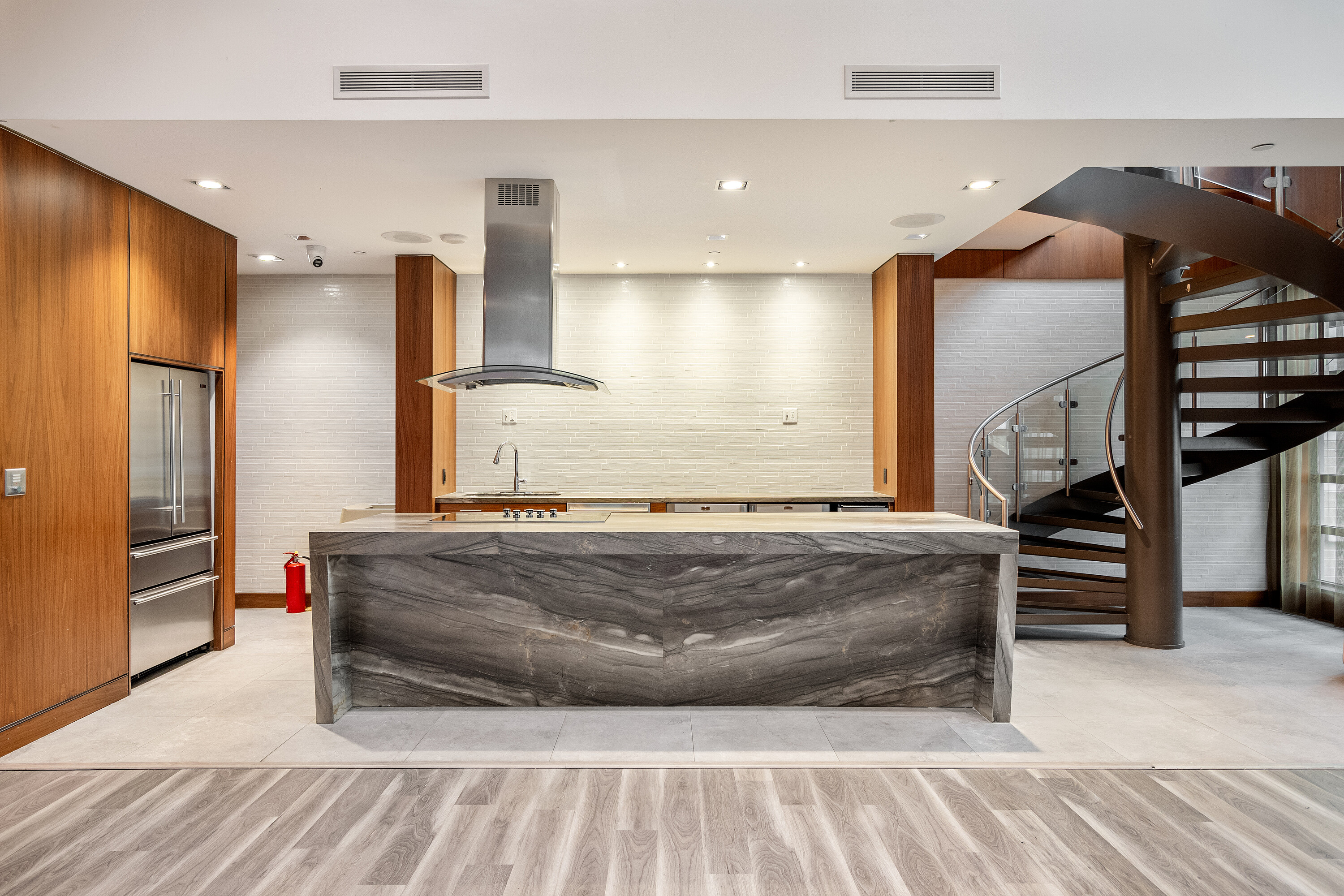  Modern Condo Living - 物件實景