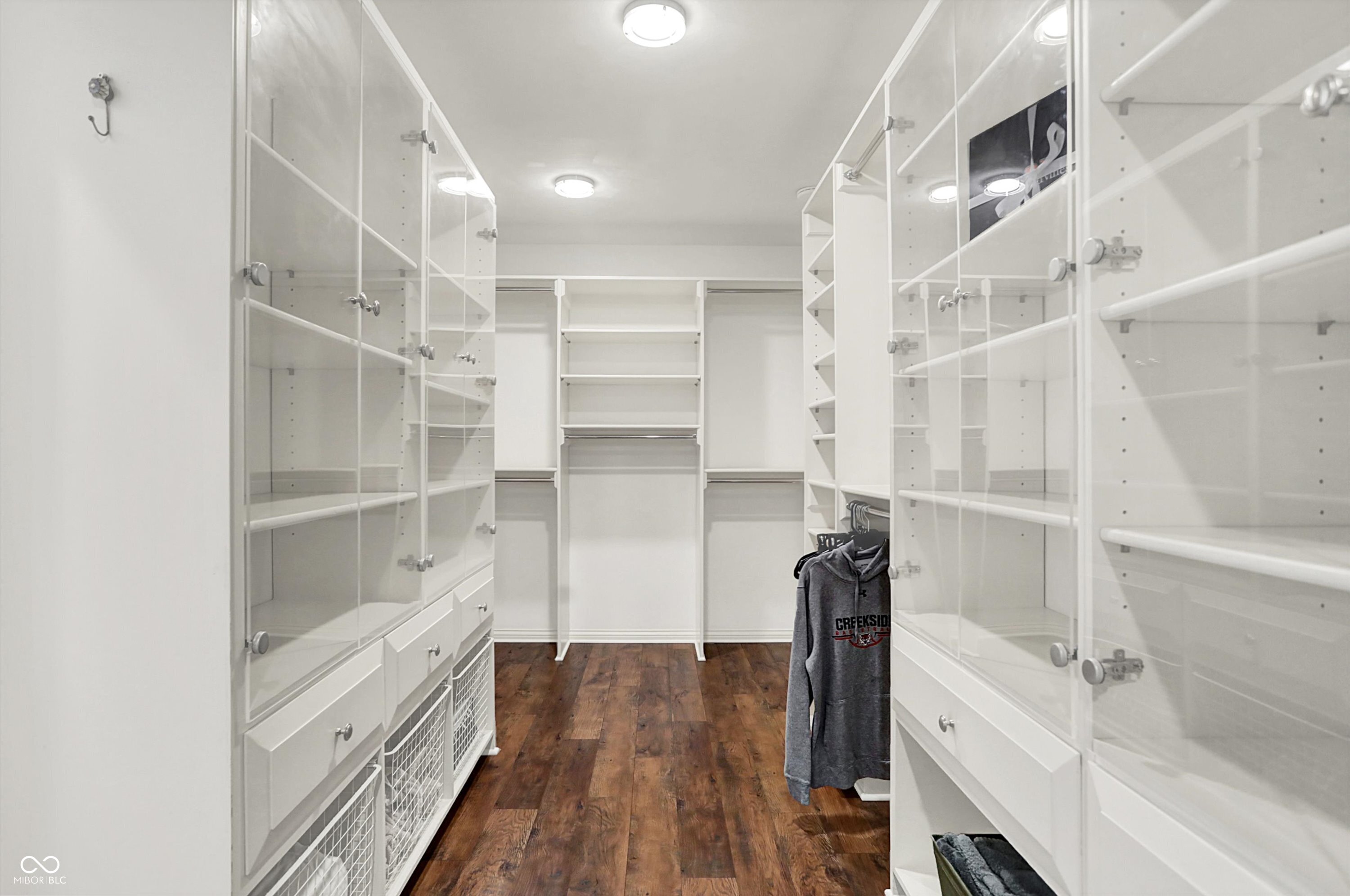 Carmel, Indiana, 46032, United States, 5 Bedrooms Bedrooms, ,5 BathroomsBathrooms,Residential,For Sale,2005635